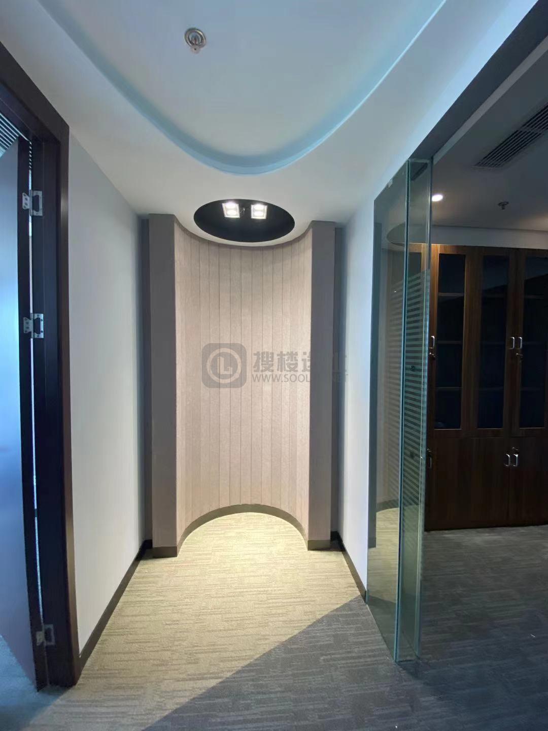 新地中心面积296平