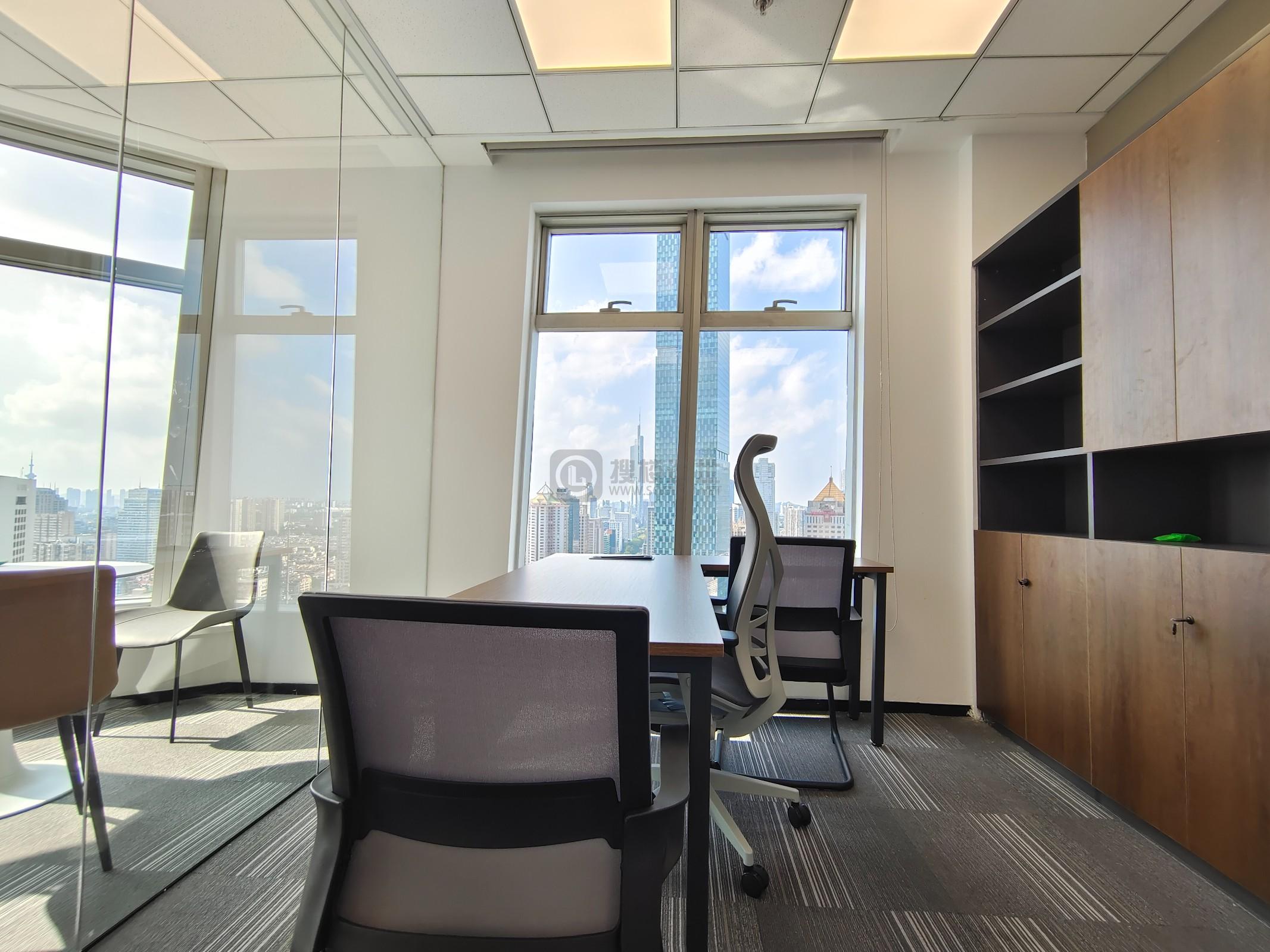 南京国际金融中心面积164平