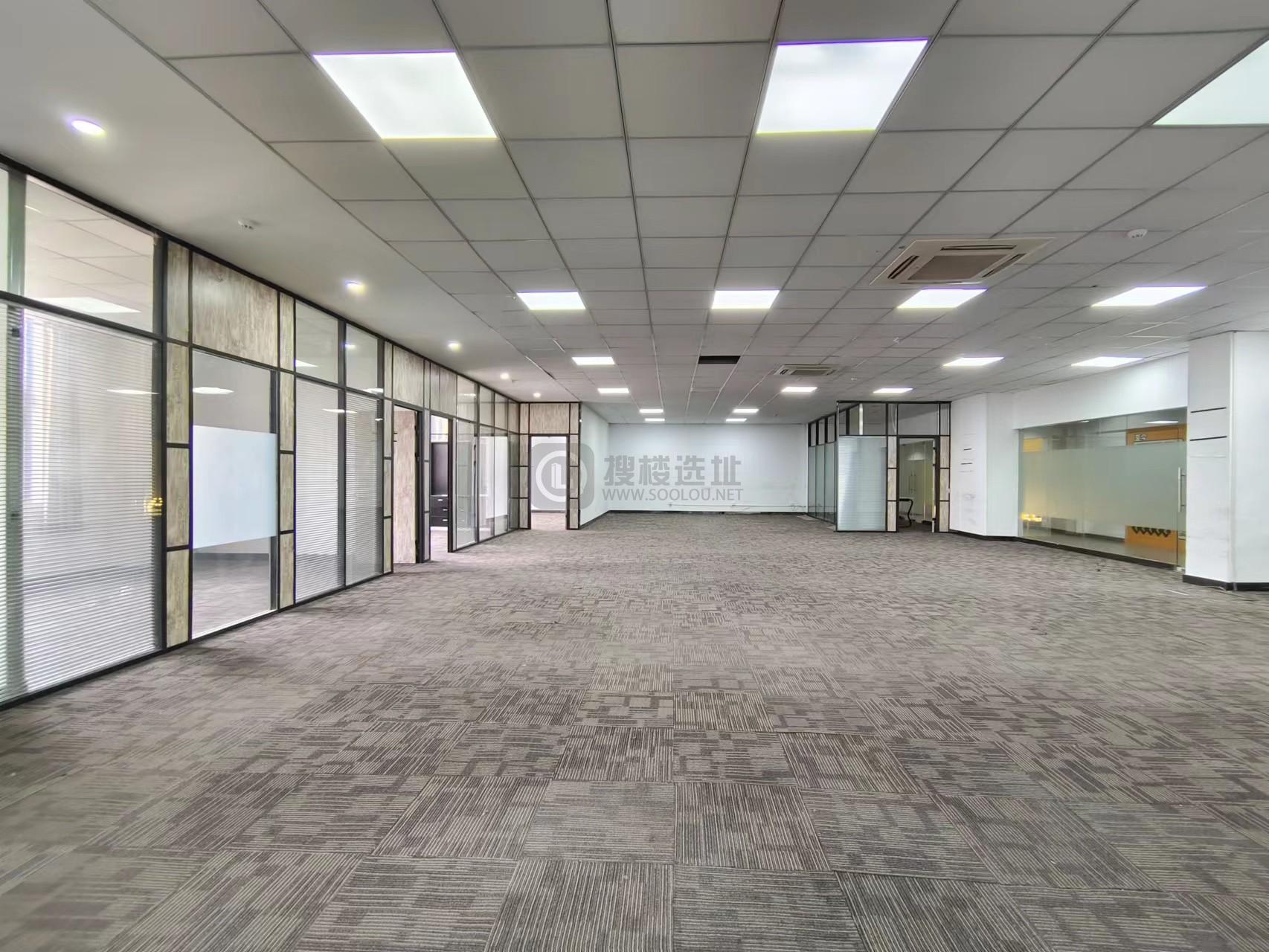 越界梦幻城面积500平