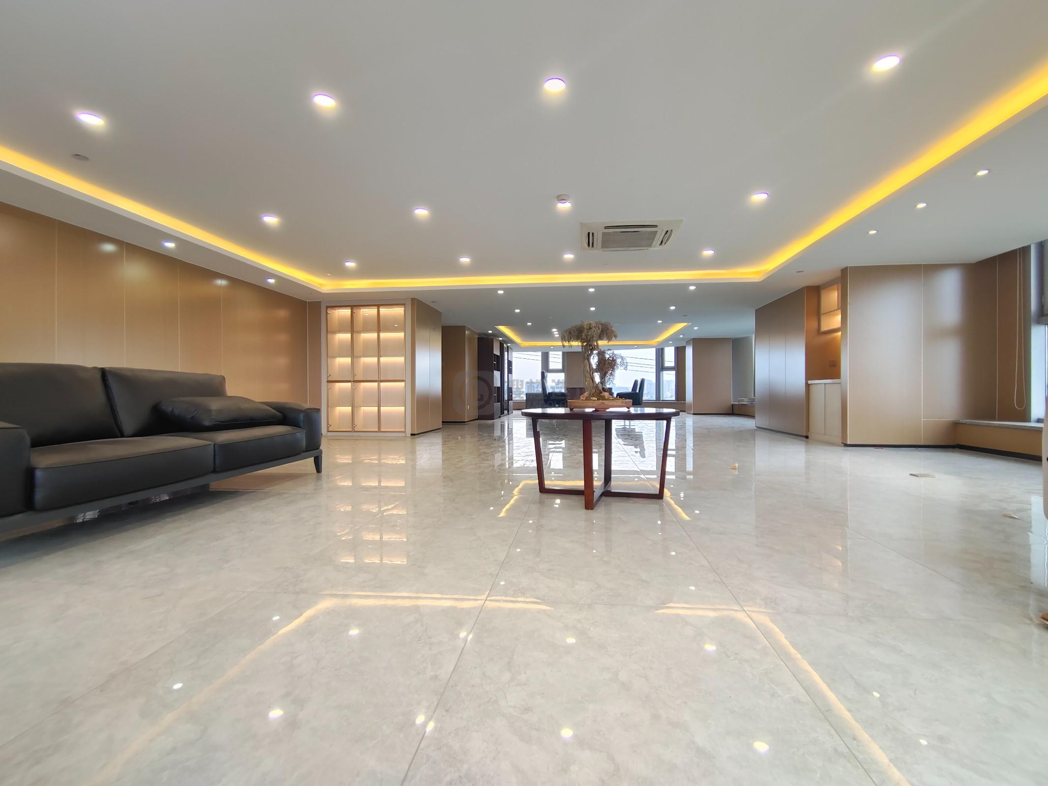 九龙湖企业总部园面积1036平