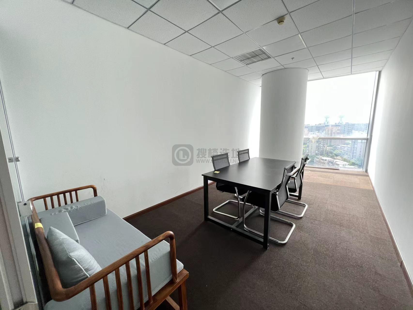 新地中心面积347平