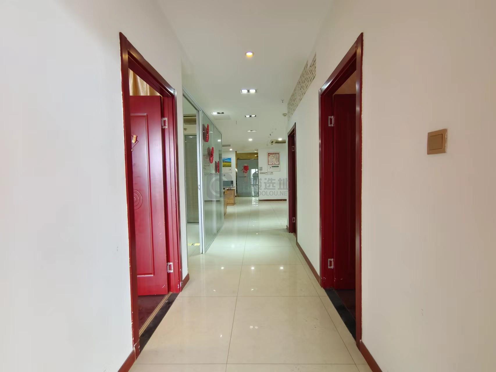 凤凰国际大厦面积200平