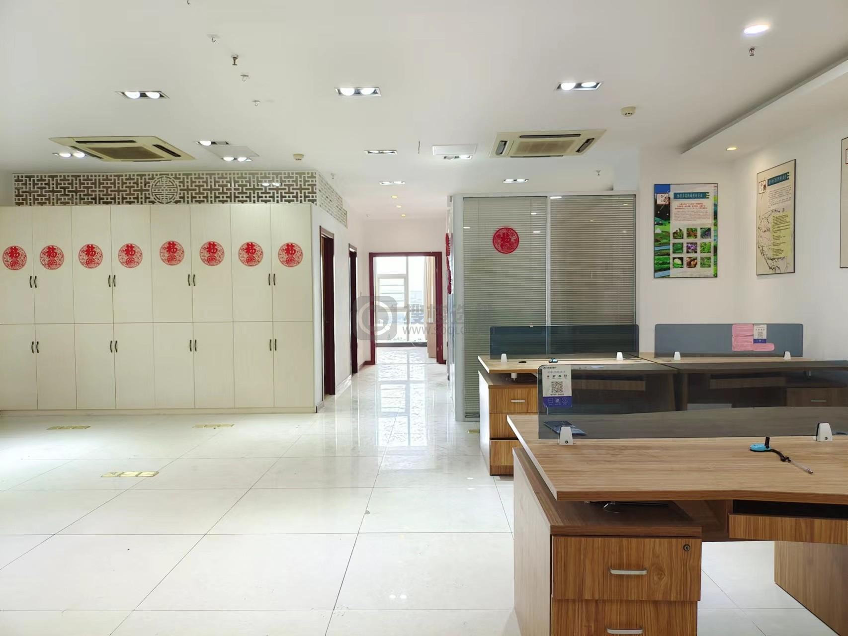 凤凰国际大厦面积200平