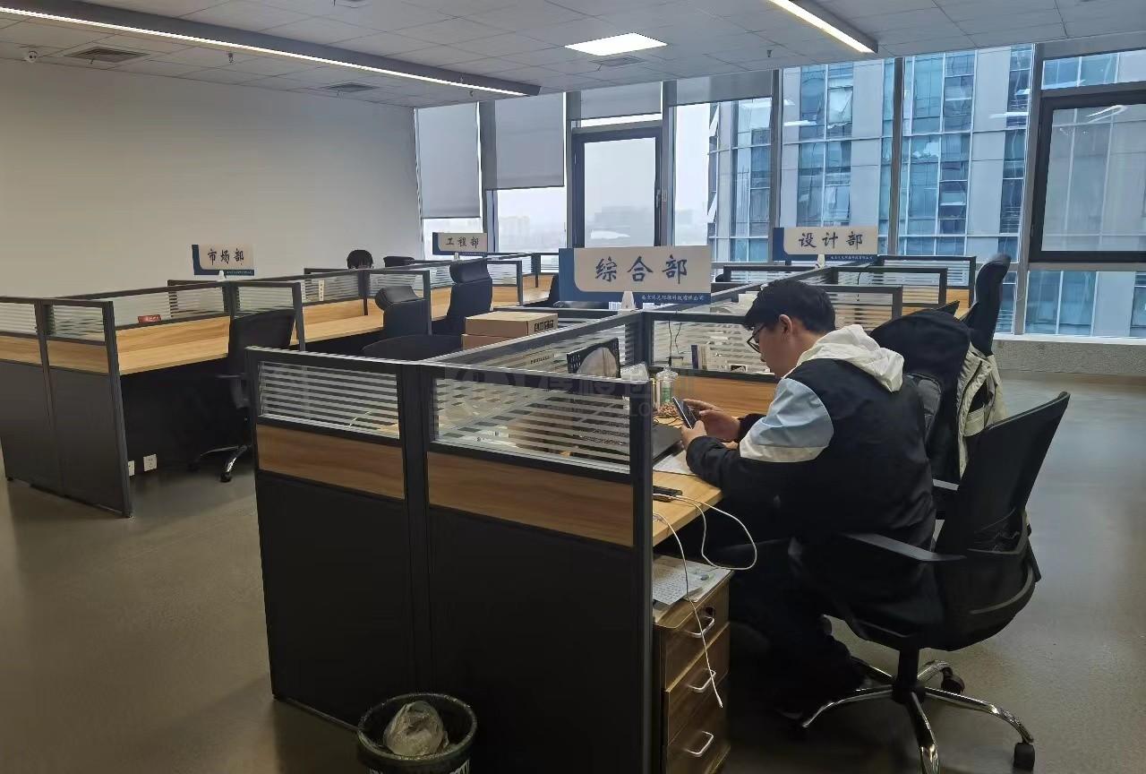 九龙湖企业总部园面积154平