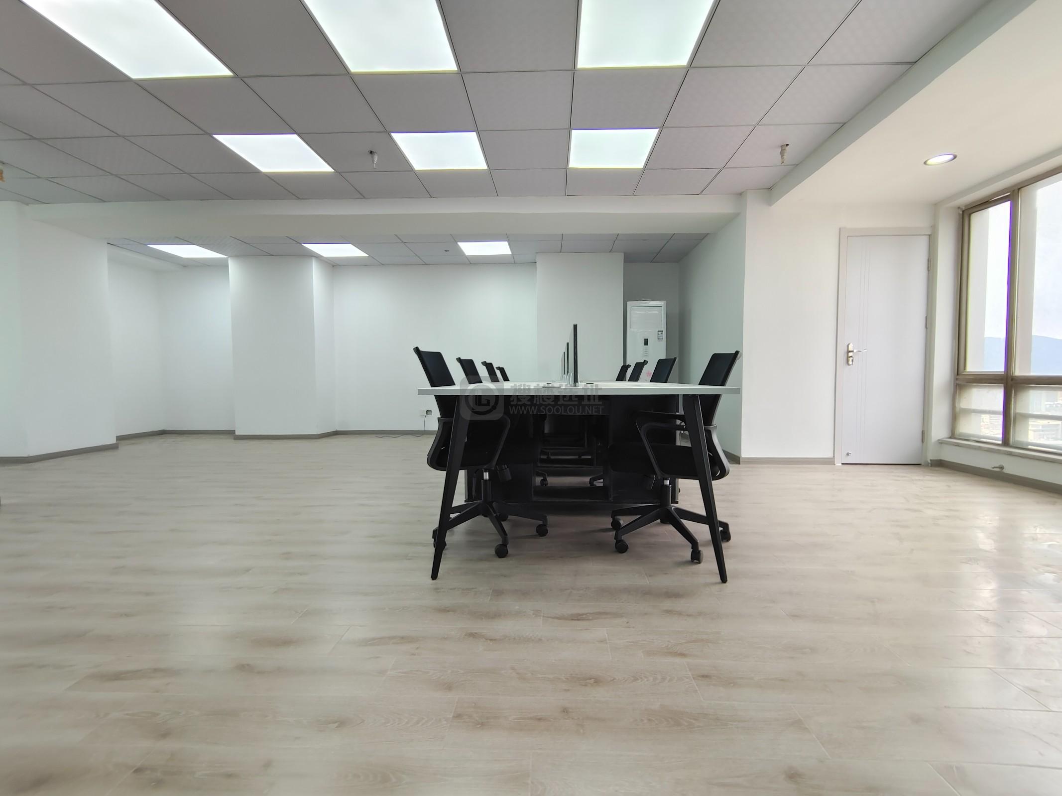 长安国际中心面积110平