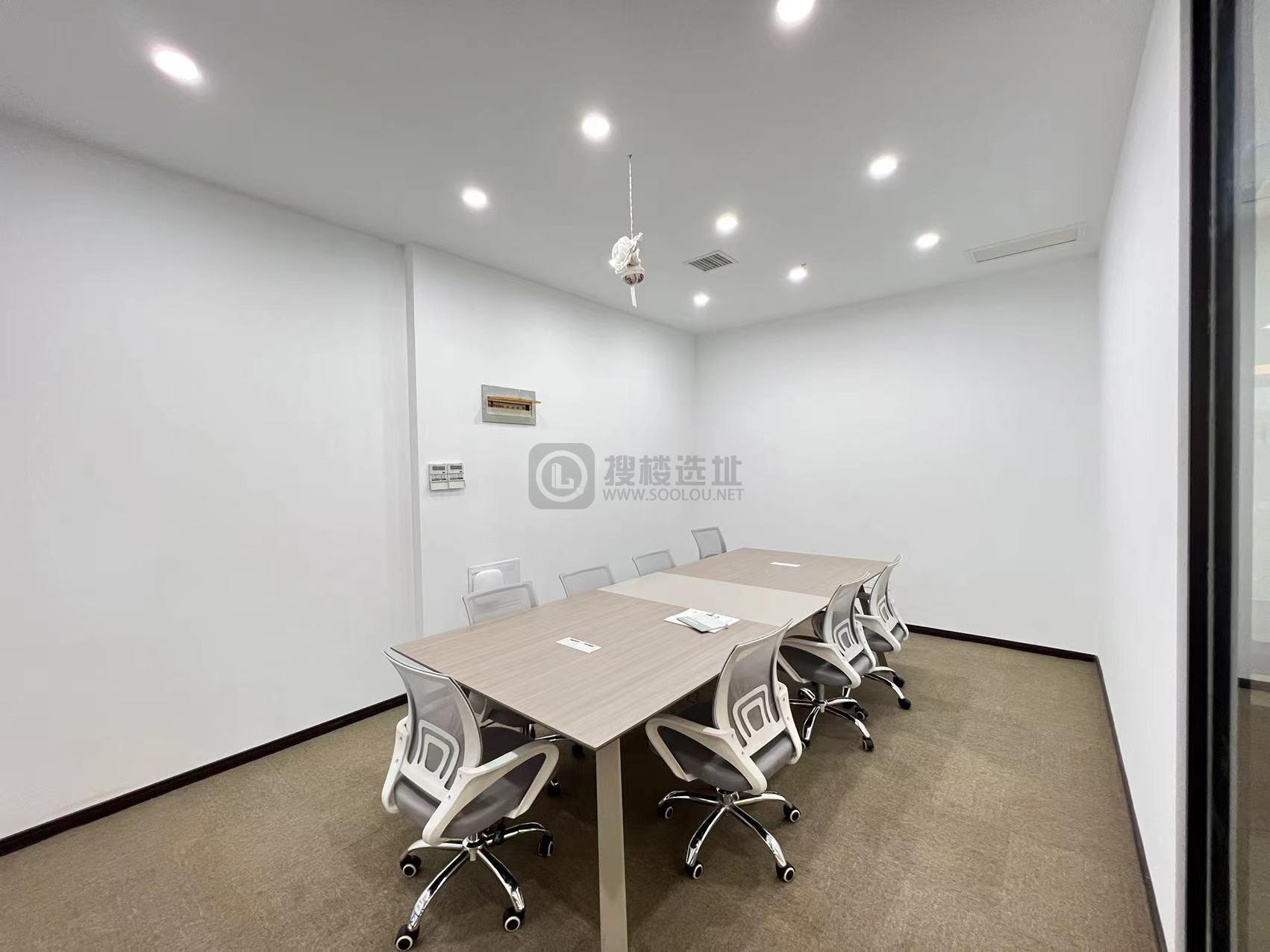 绿地之窗面积222平