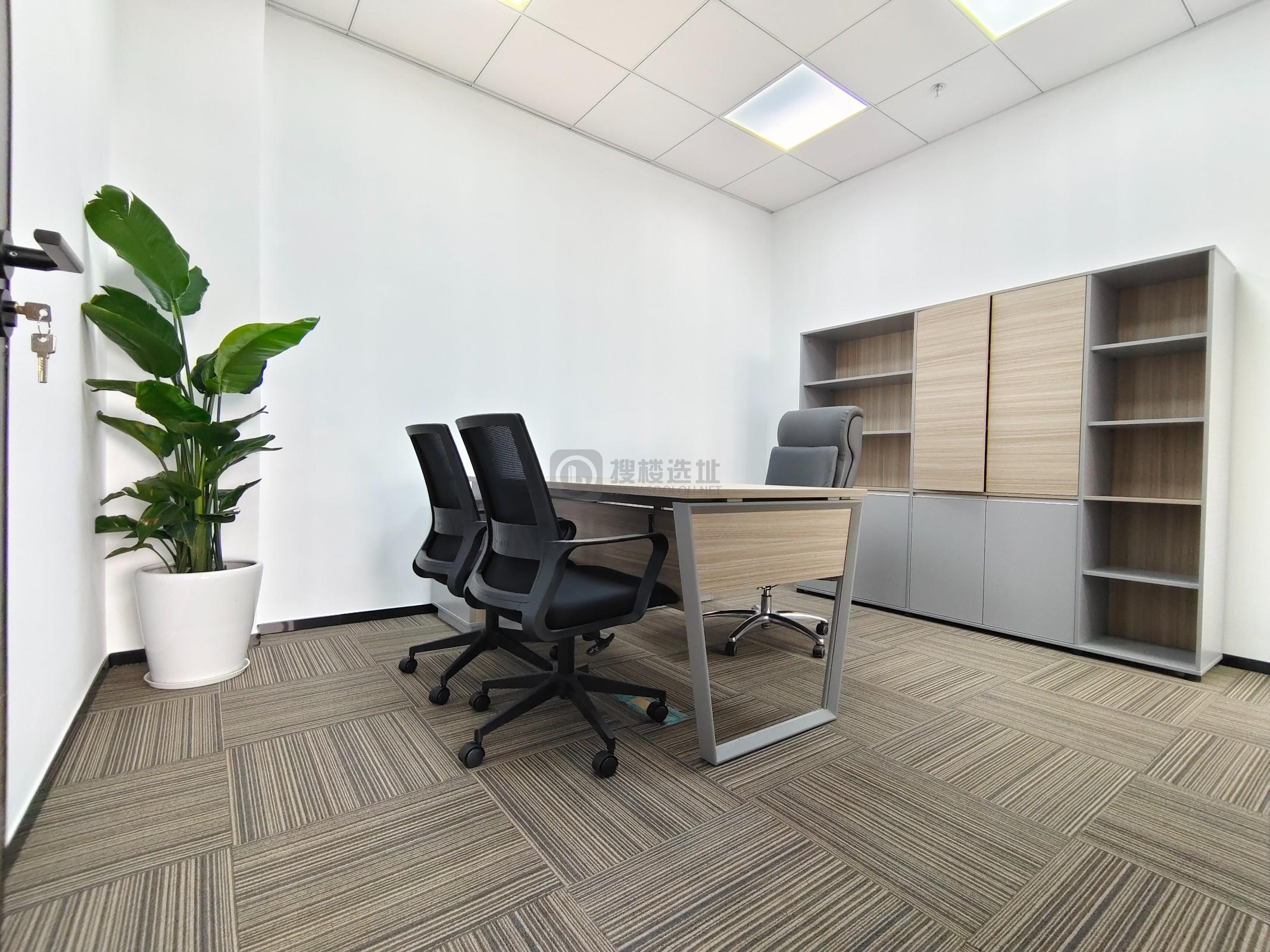 万科都荟天地面积210平