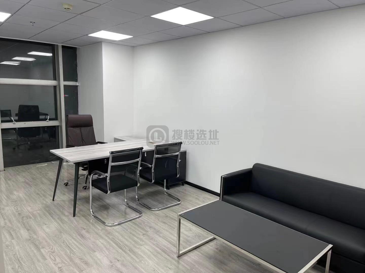  德基大厦面积185平