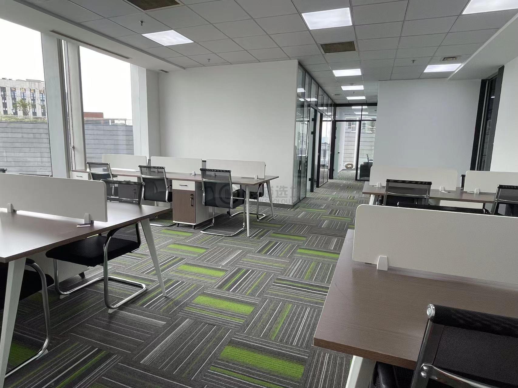 云峰大厦面积250平