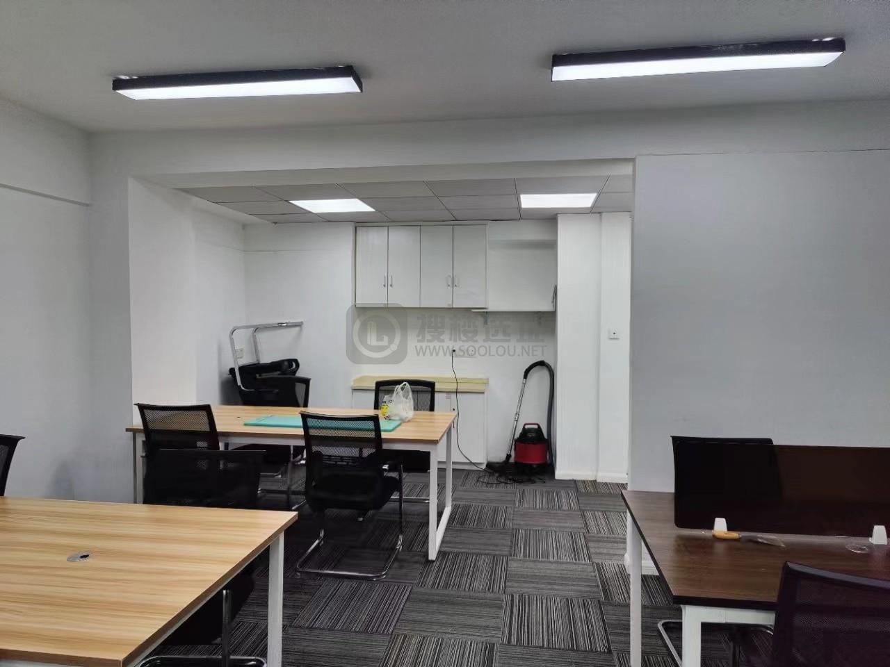 远洋国际中心面积70平