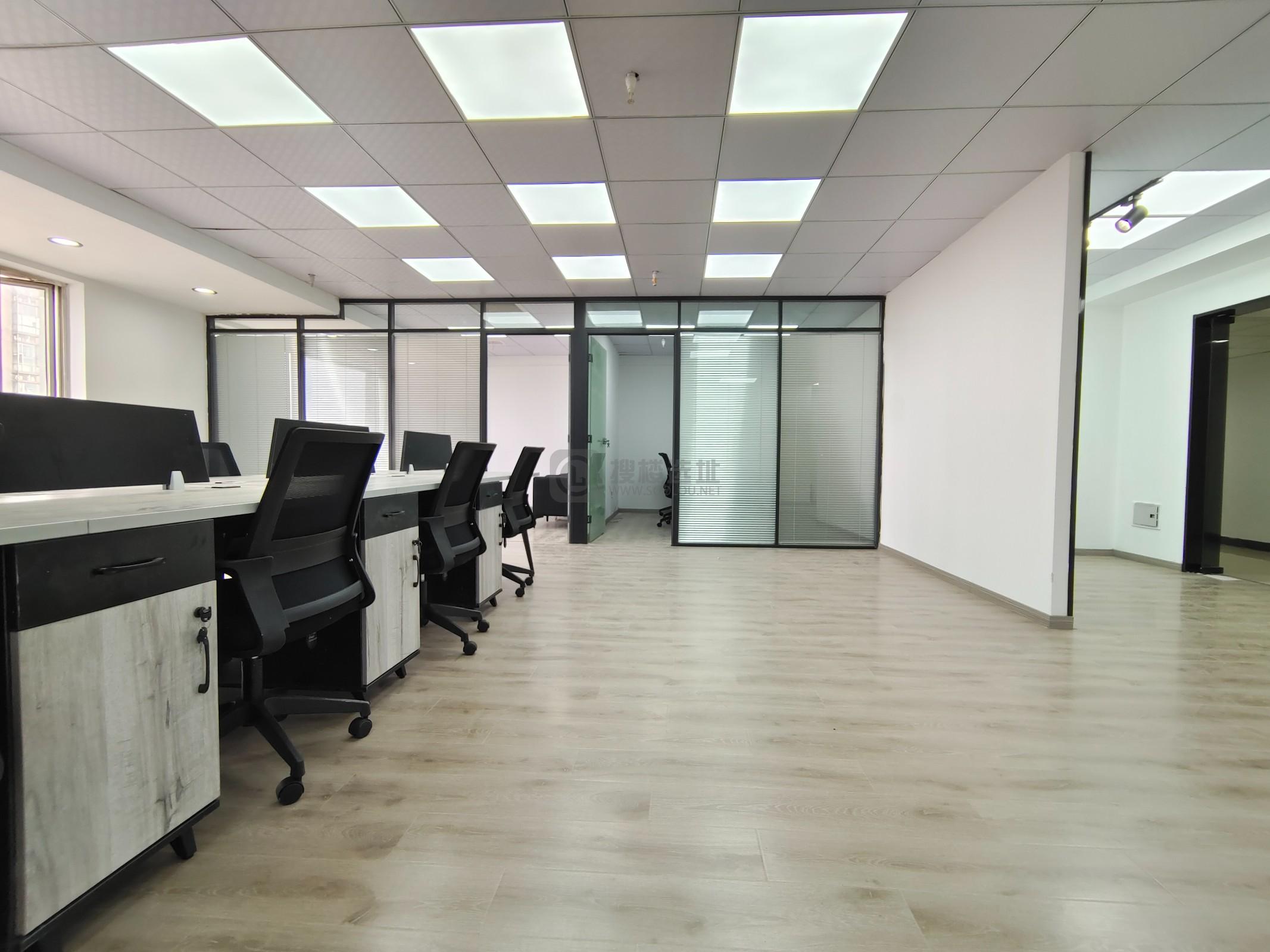 长安国际中心面积110平