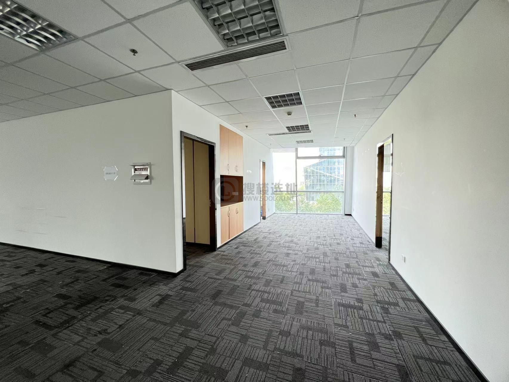 新地中心面积535平