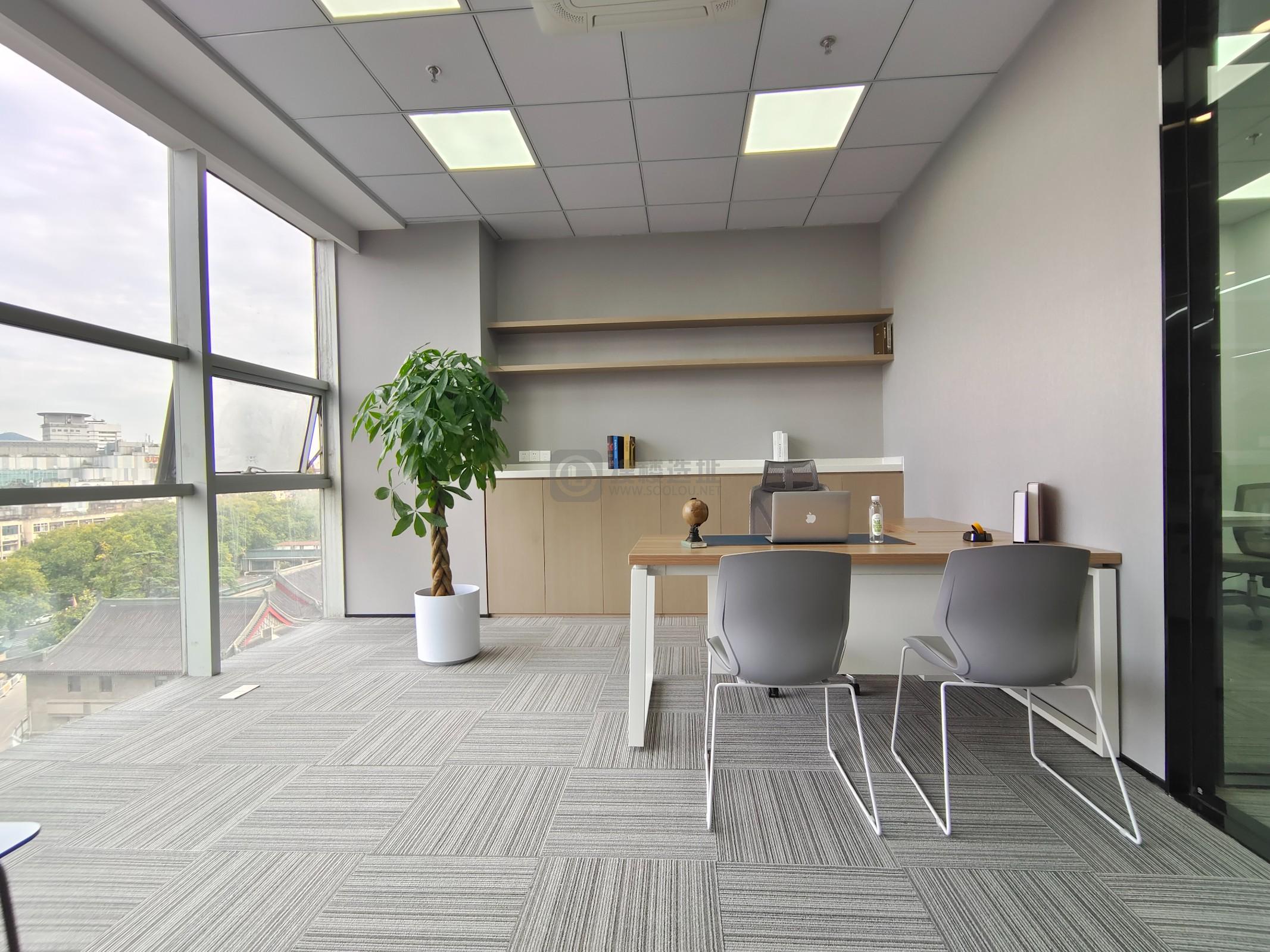 中环国际广场面积240平