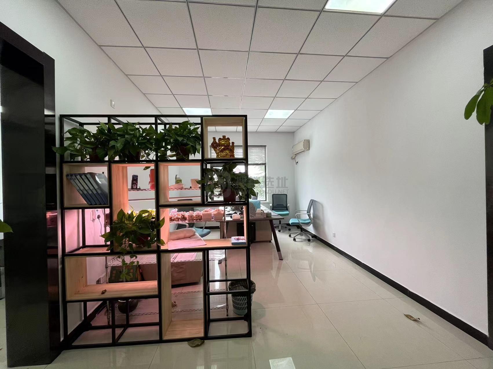 秣陵九车间面积130平