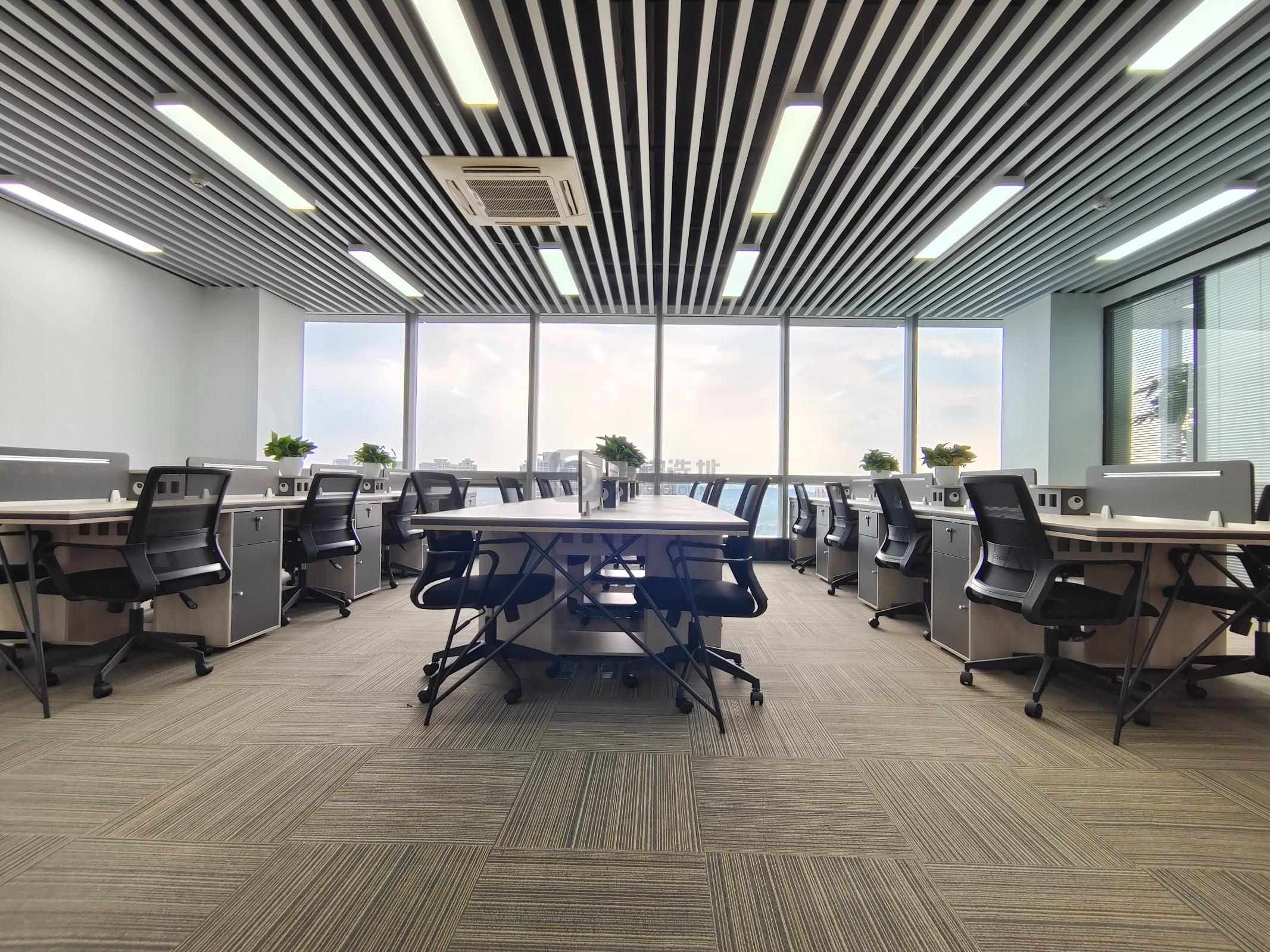 万科都荟天地面积210平