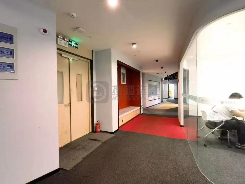 世茂城品面积1700平