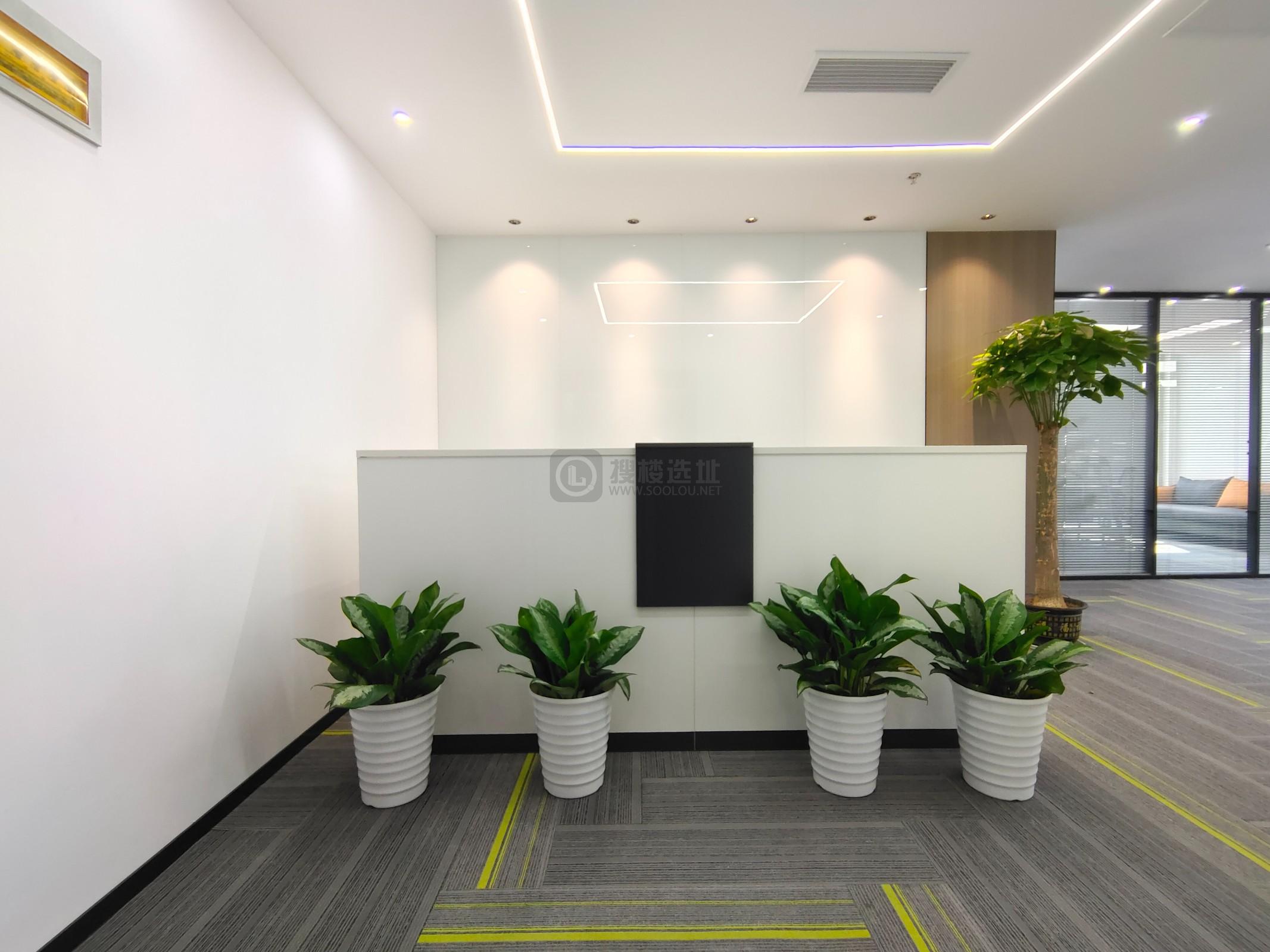 隆盛大厦面积246平