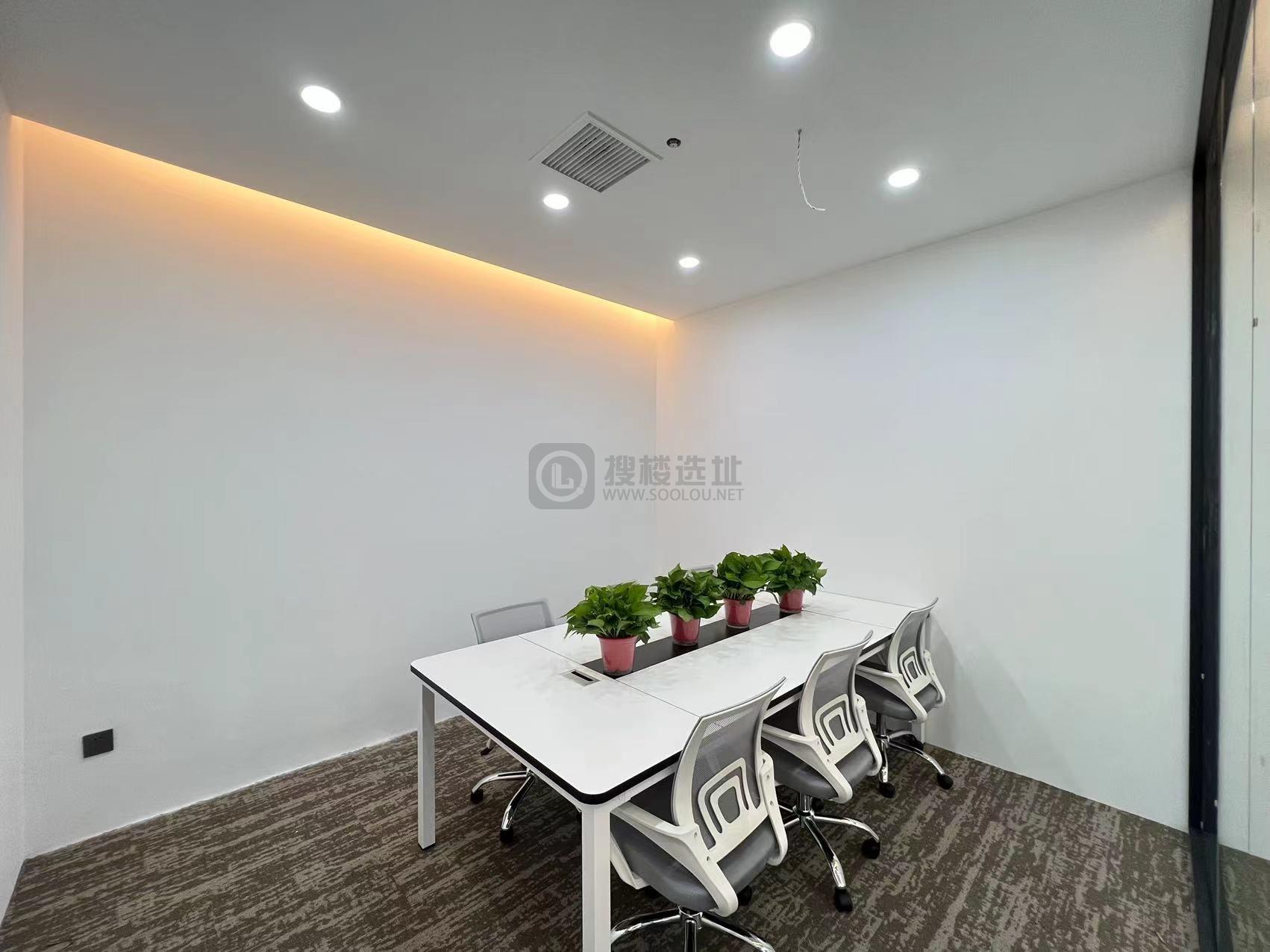 中海龙湾财富中心面积216平