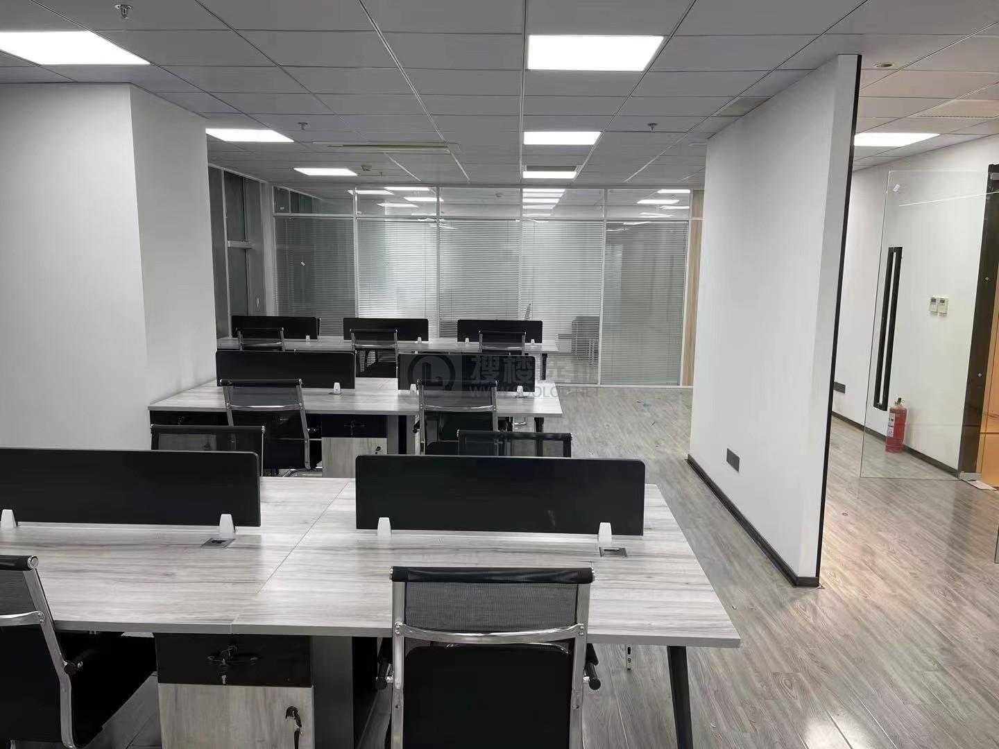  德基大厦面积185平