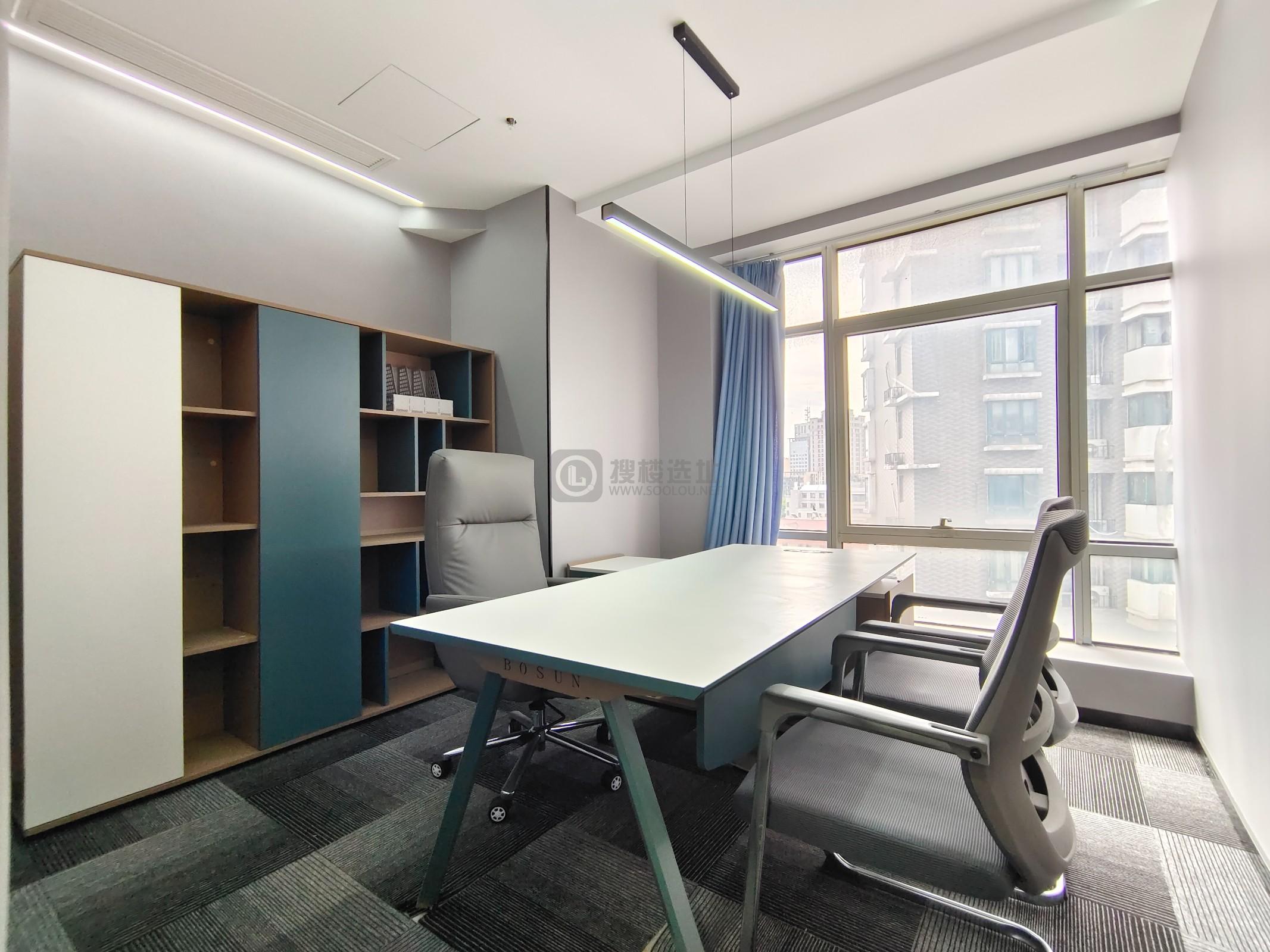 五星年华大厦面积115平