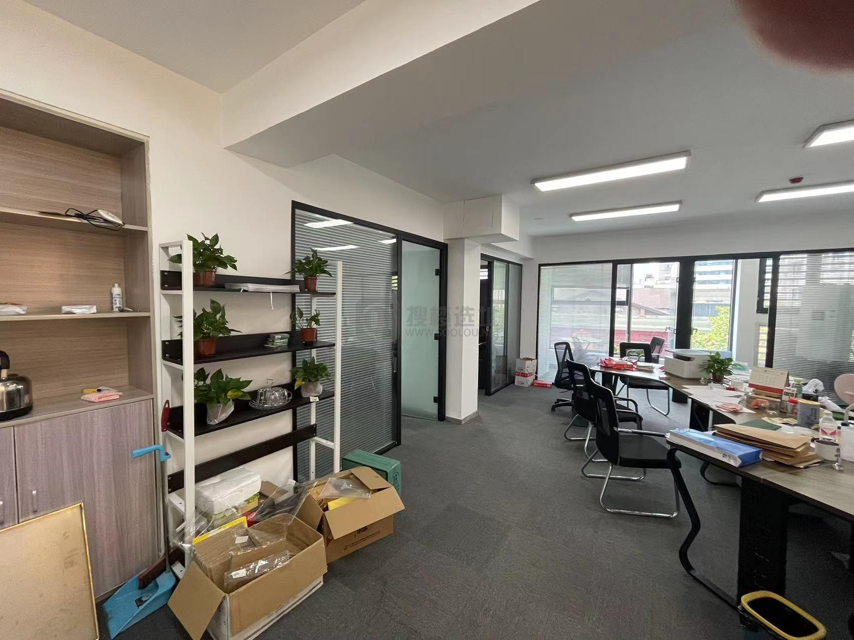 远洋国际中心面积140平