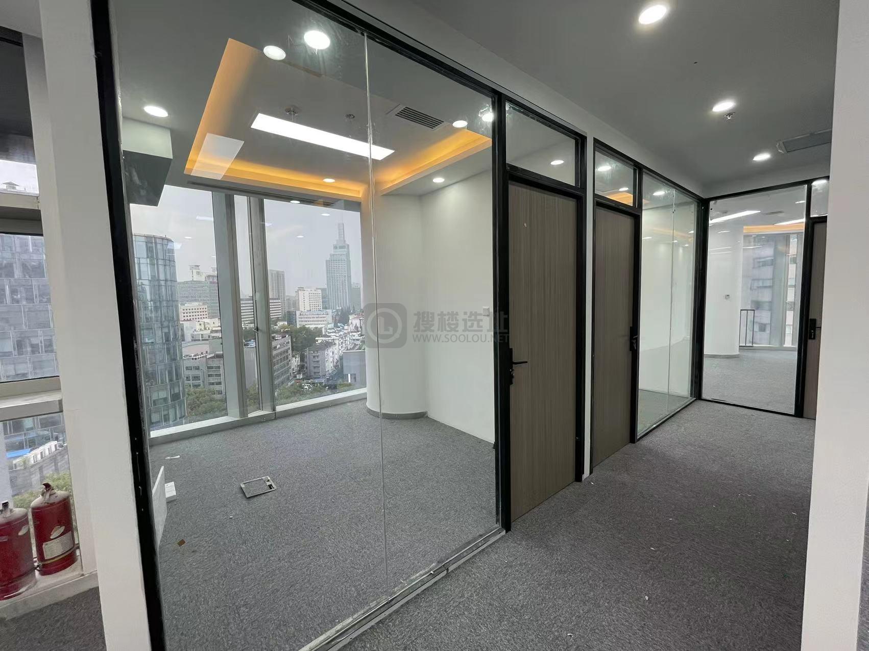 云峰大厦面积257平