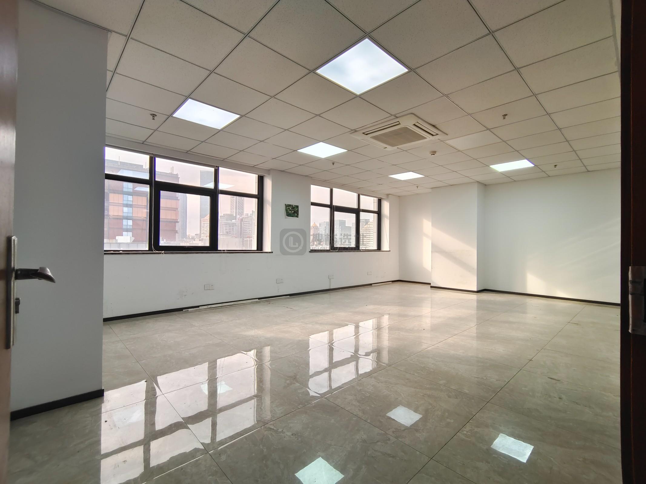 九龙湖企业总部园面积900平