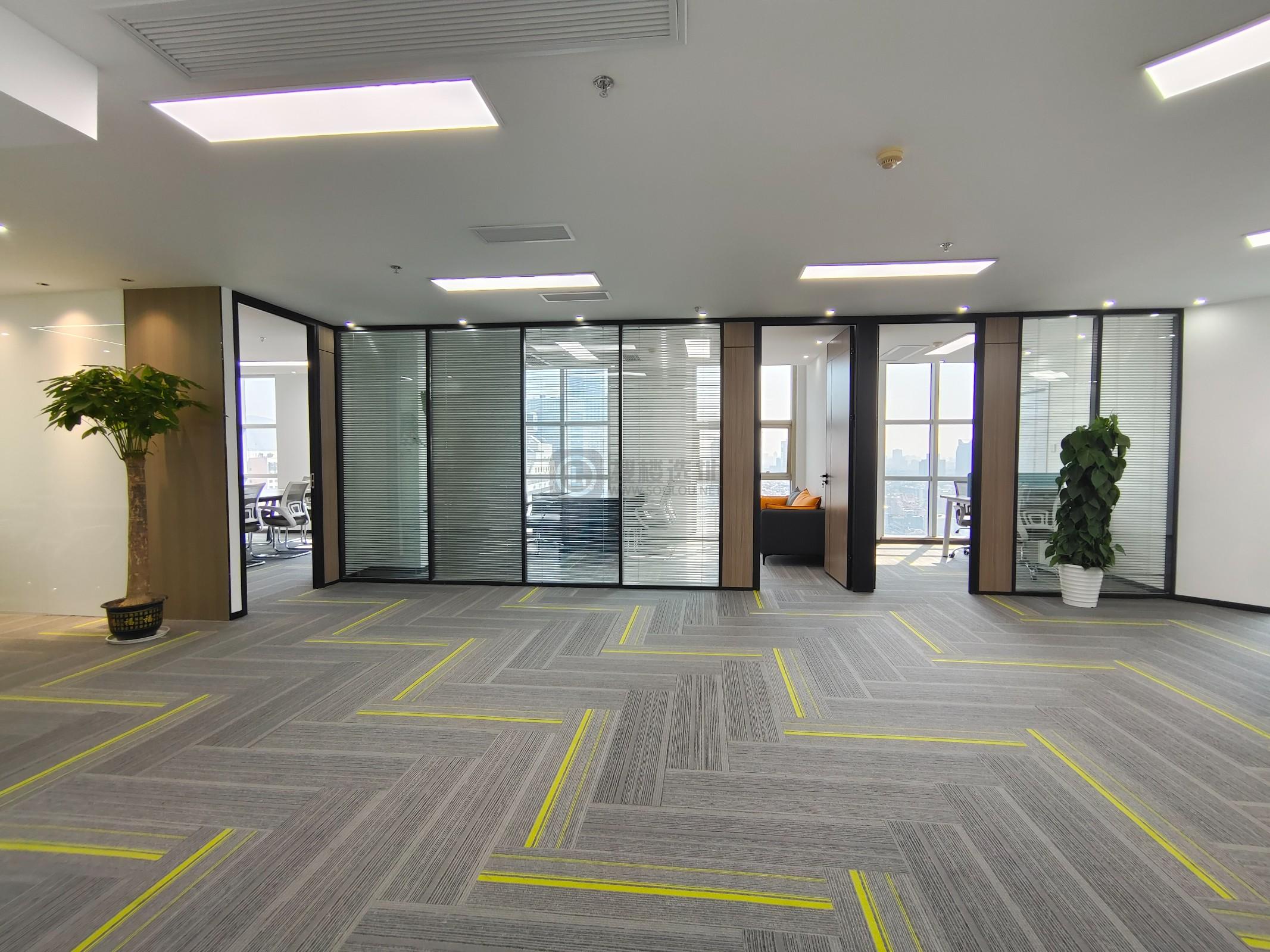 隆盛大厦面积246平