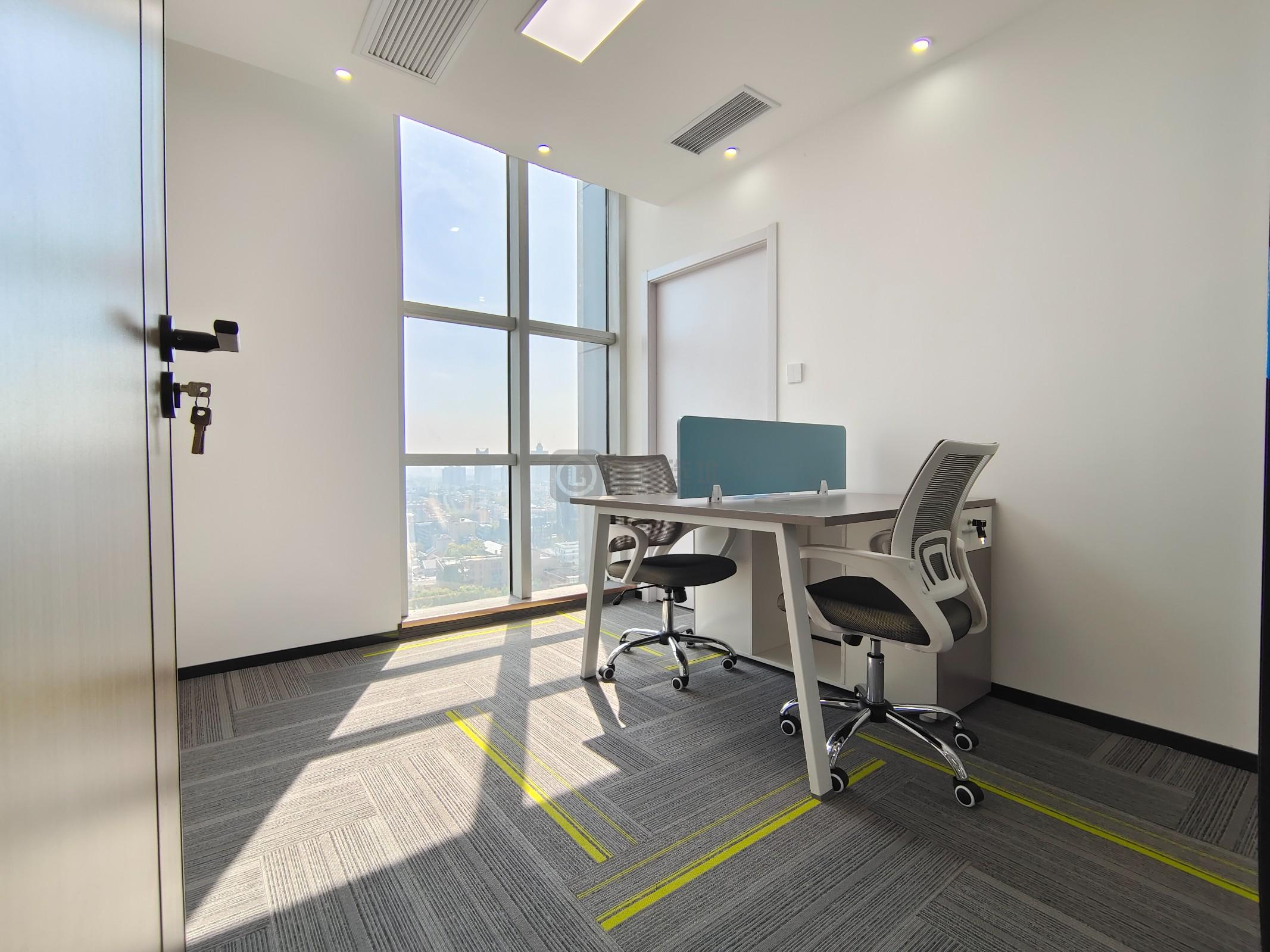 隆盛大厦面积246平