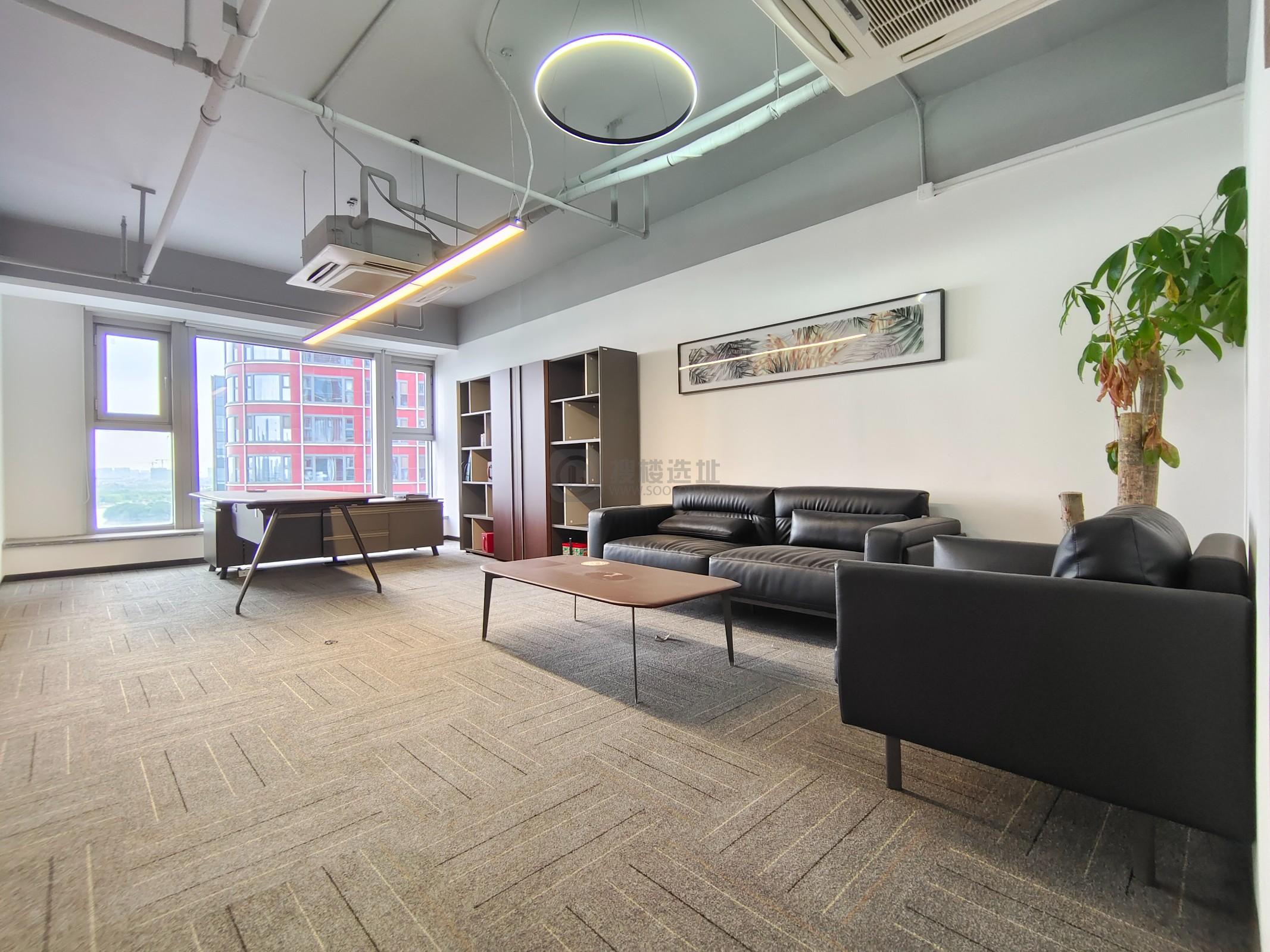 九龙湖企业总部园面积1036平