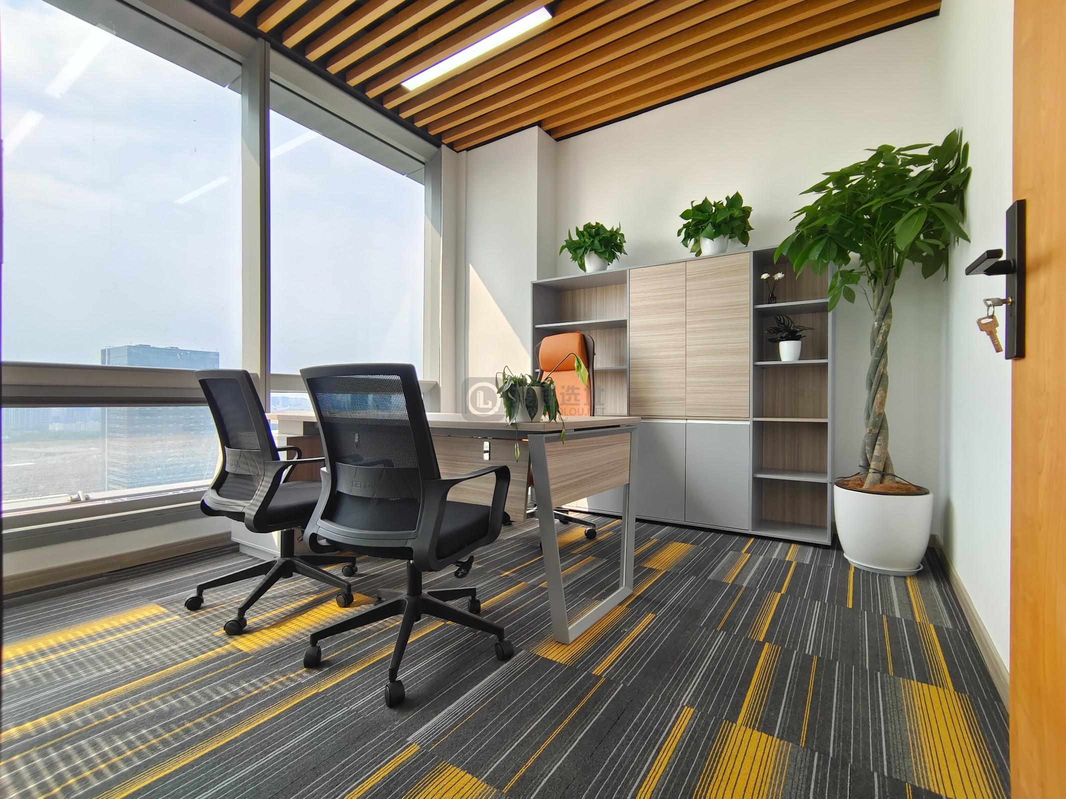 万科都荟天地面积324平