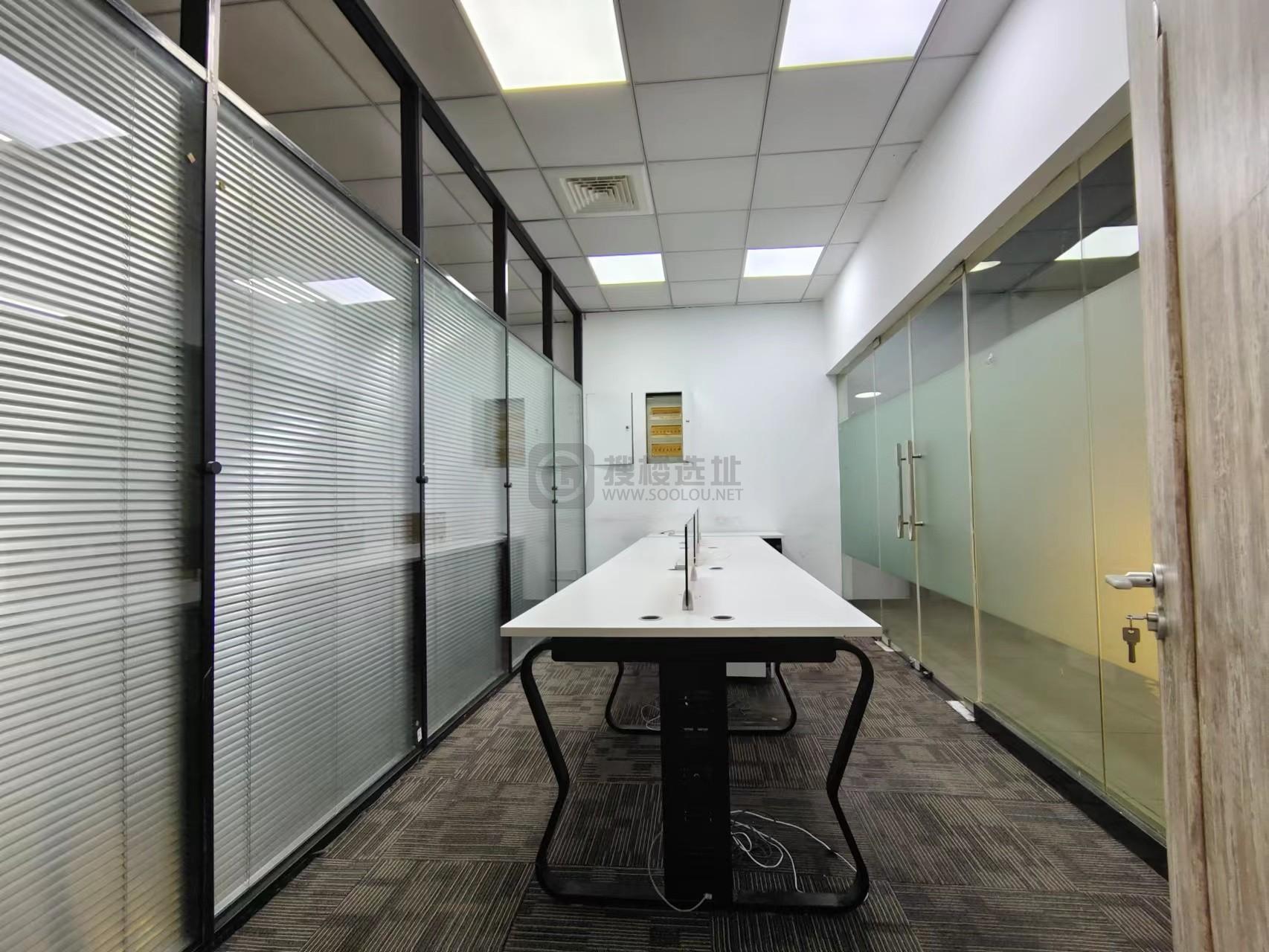 越界梦幻城面积500平