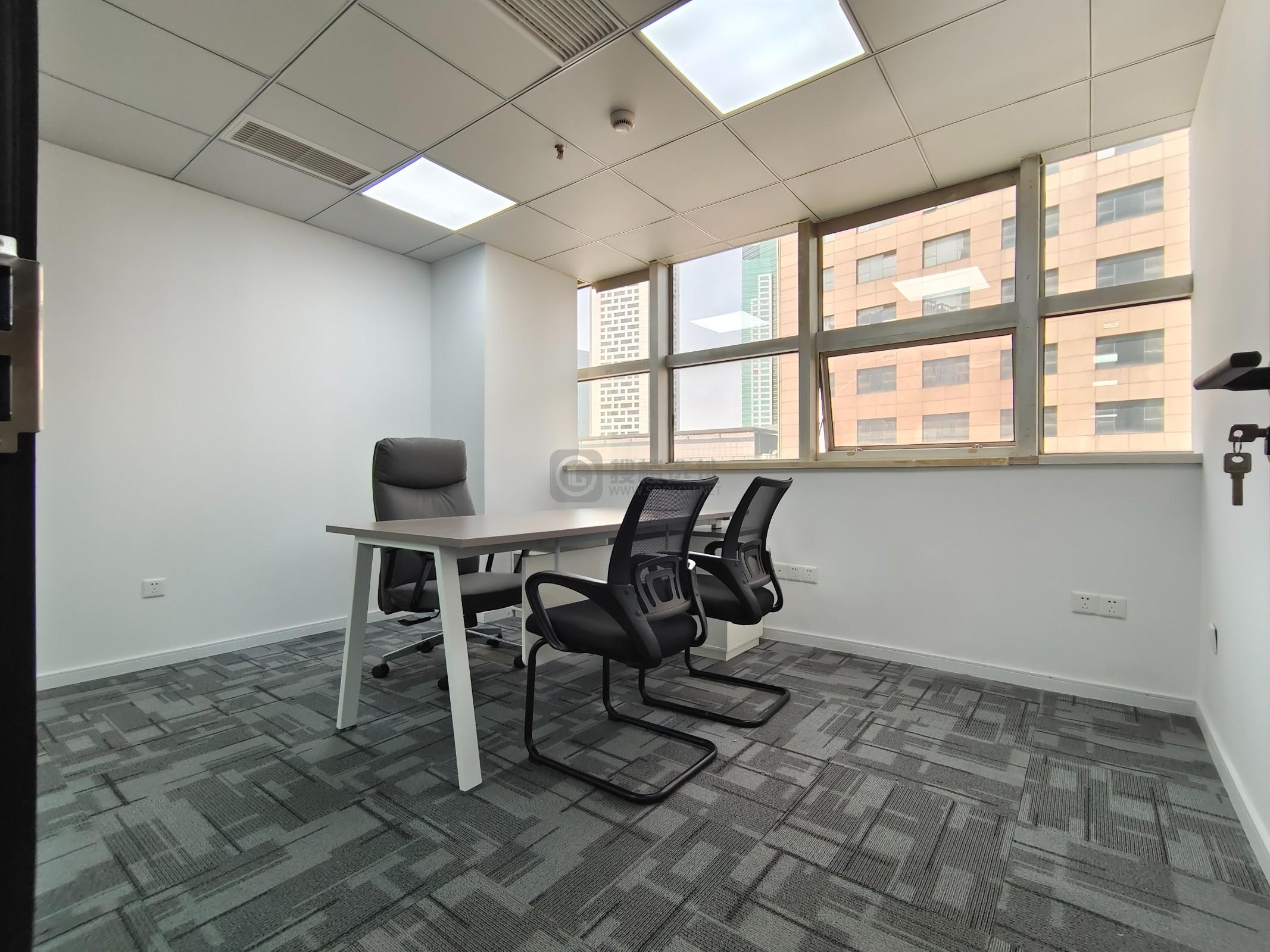 长江贸易大厦面积160平