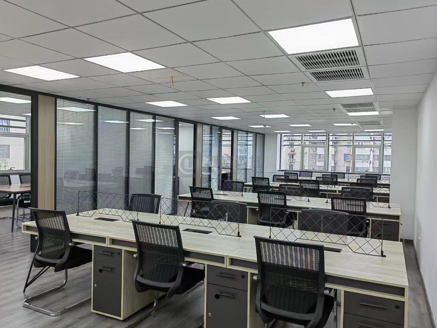 城开国际大厦面积206平