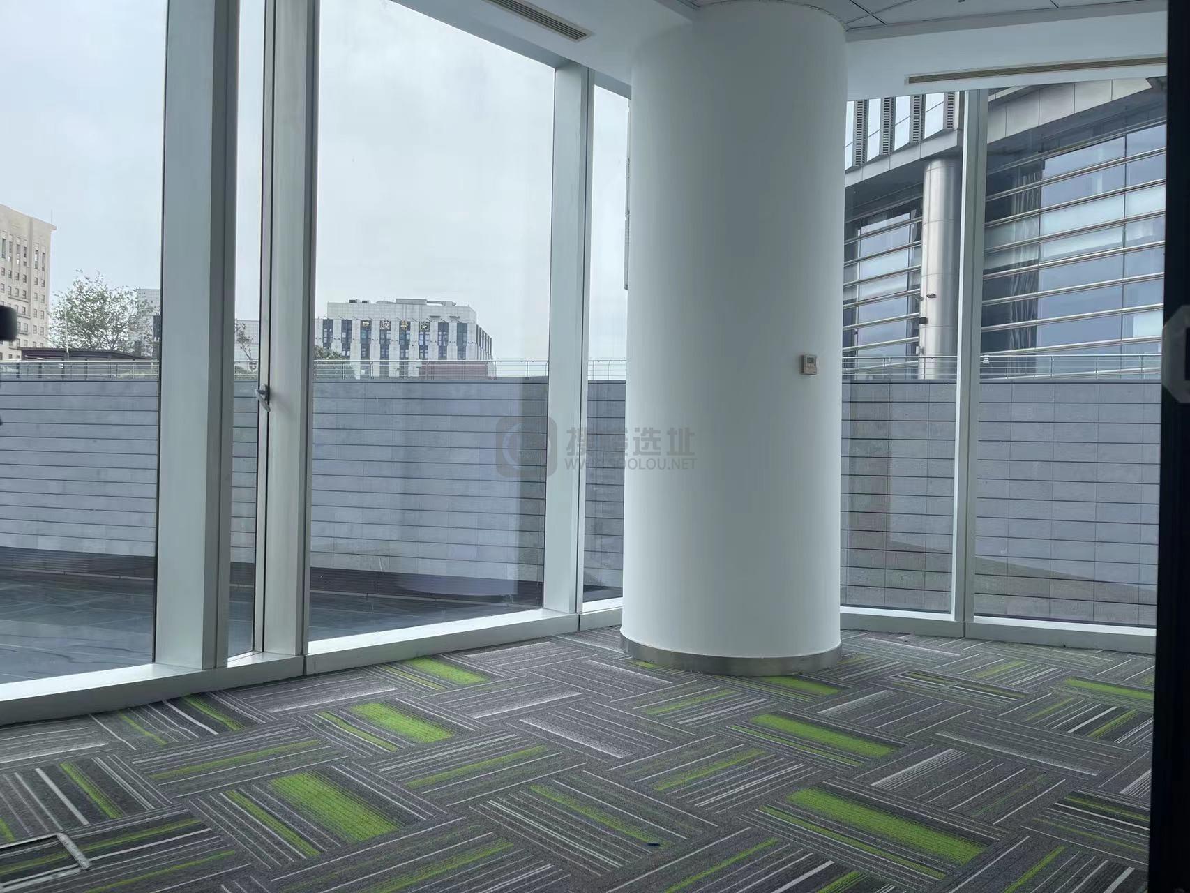 云峰大厦面积250平