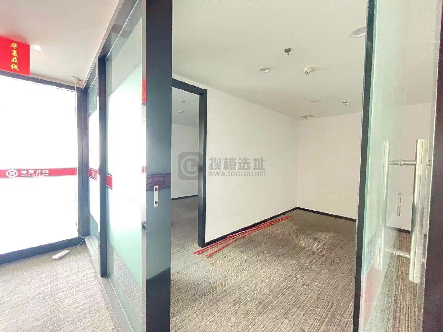 友谊广场面积268平