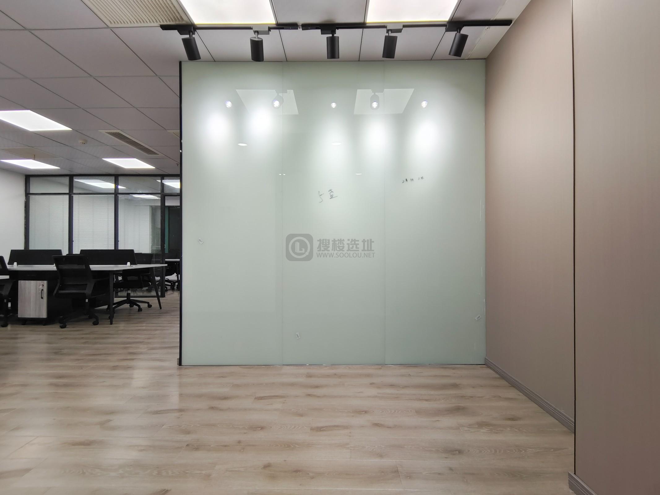 金陵御景园商务大厦面积125平