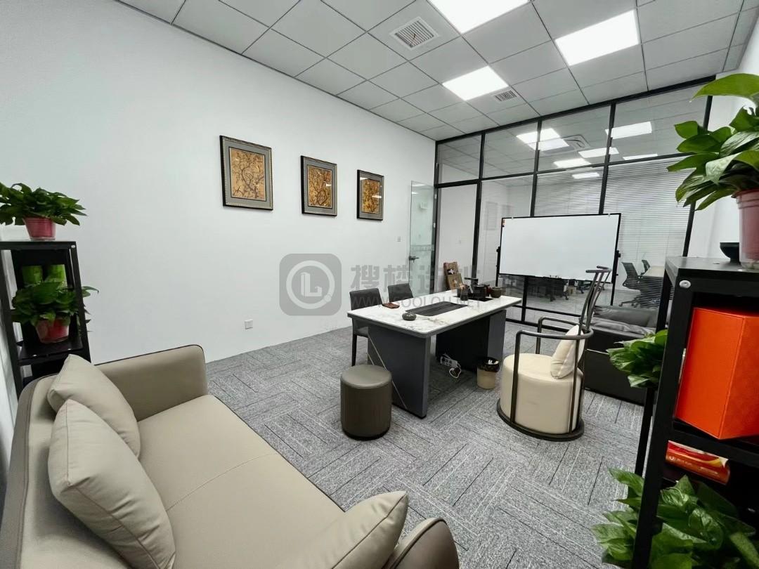 新城科技园面积330平