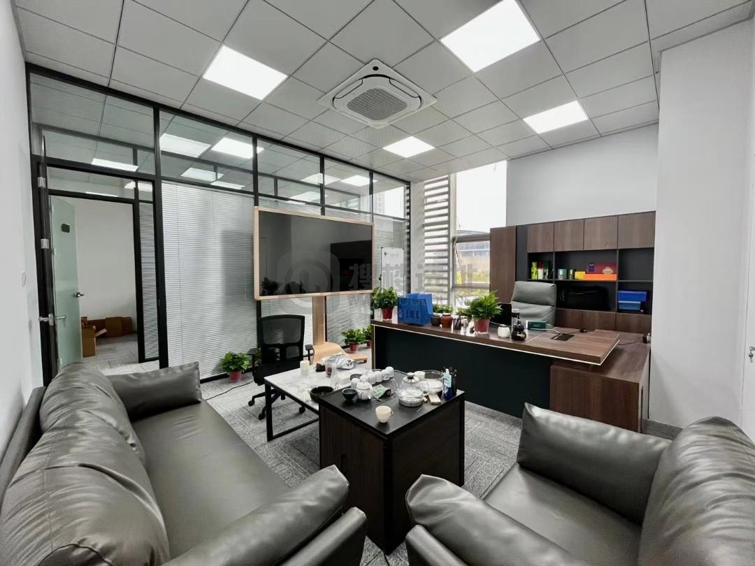 新城科技园面积330平