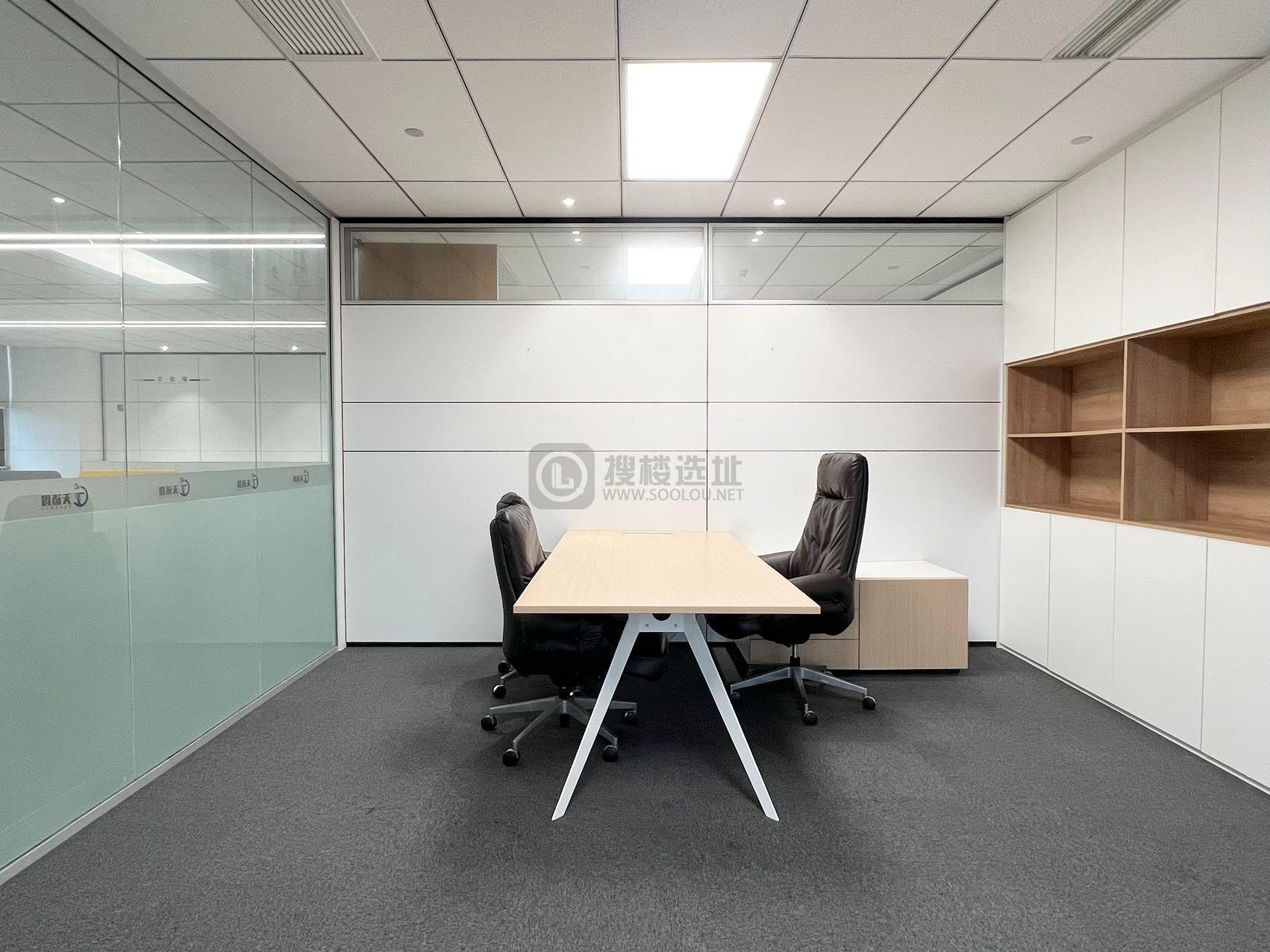 龙熙大厦面积228平