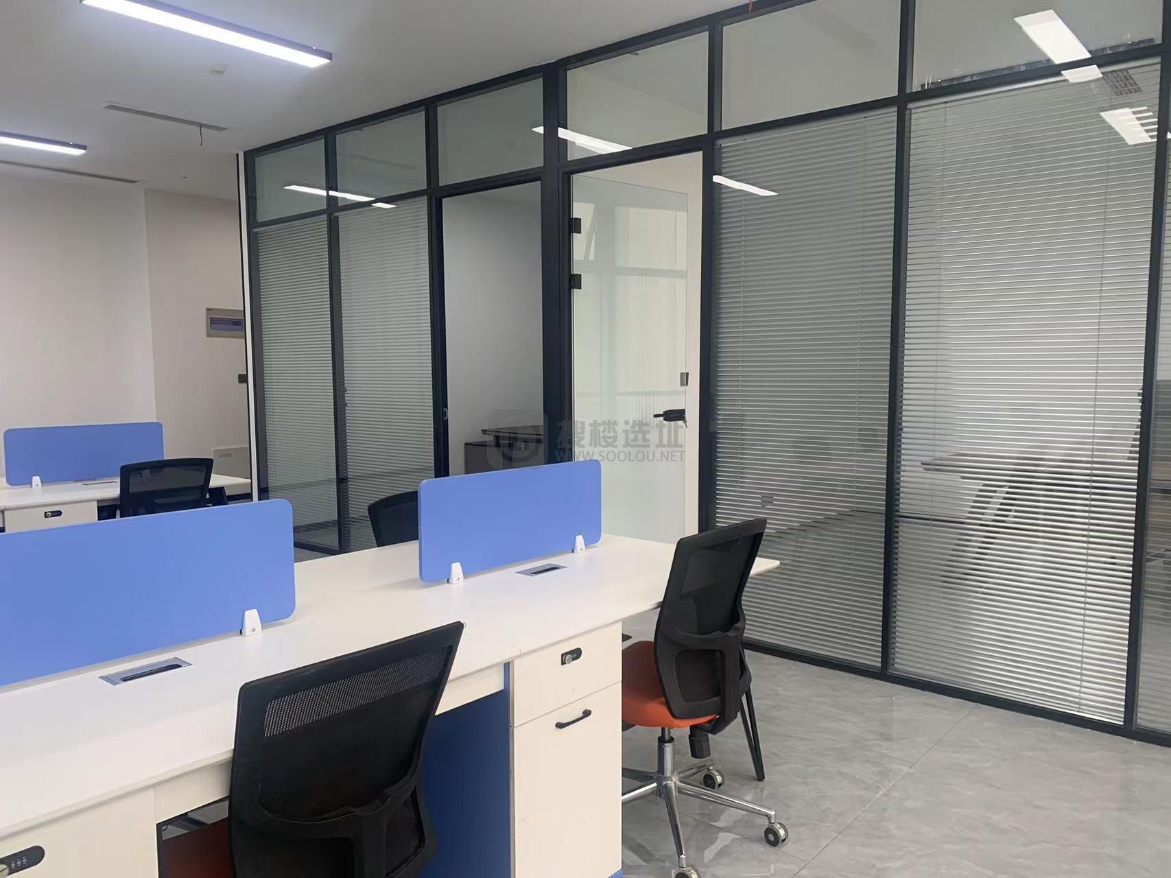 升龙汇金中心面积204平