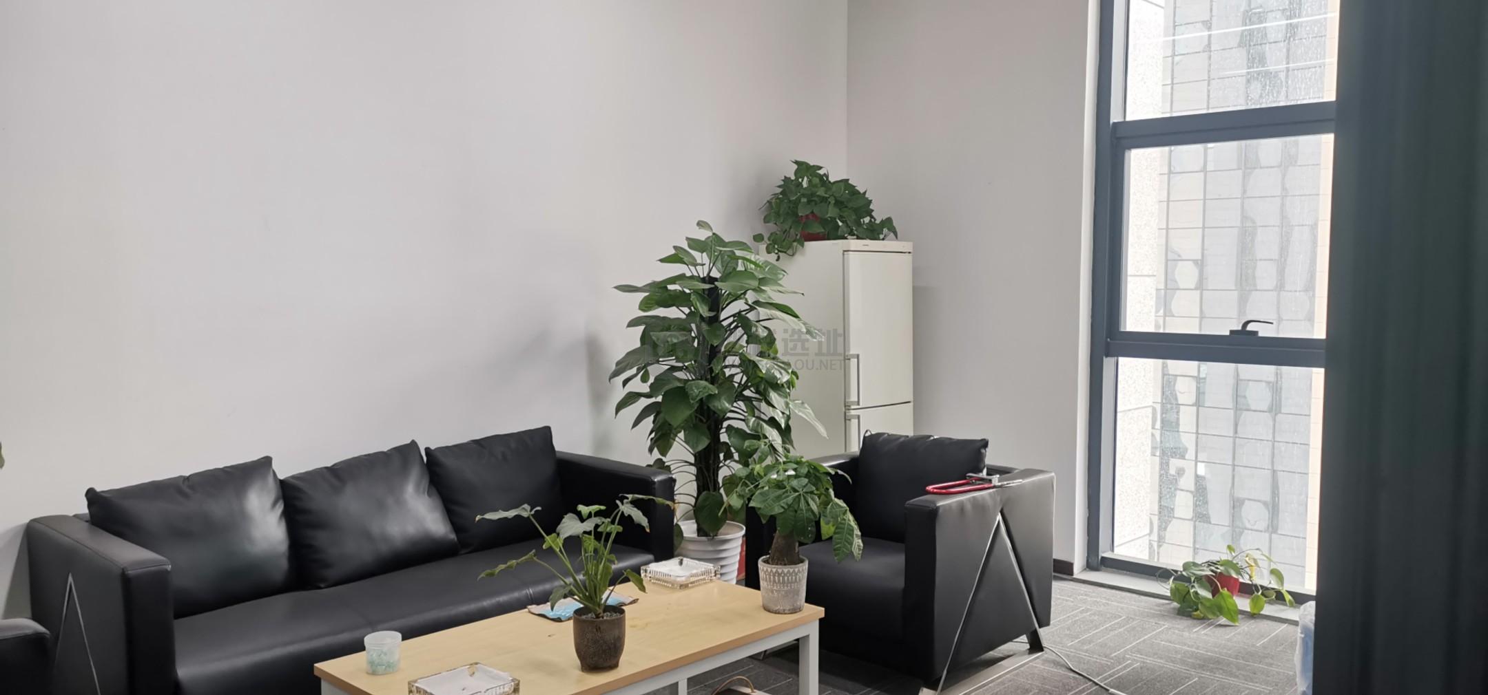 龙熙大厦面积265平