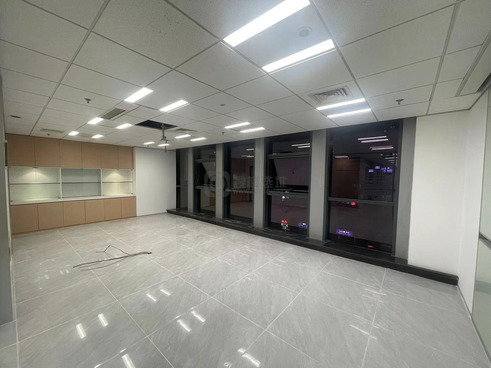 河西万达广场面积330平