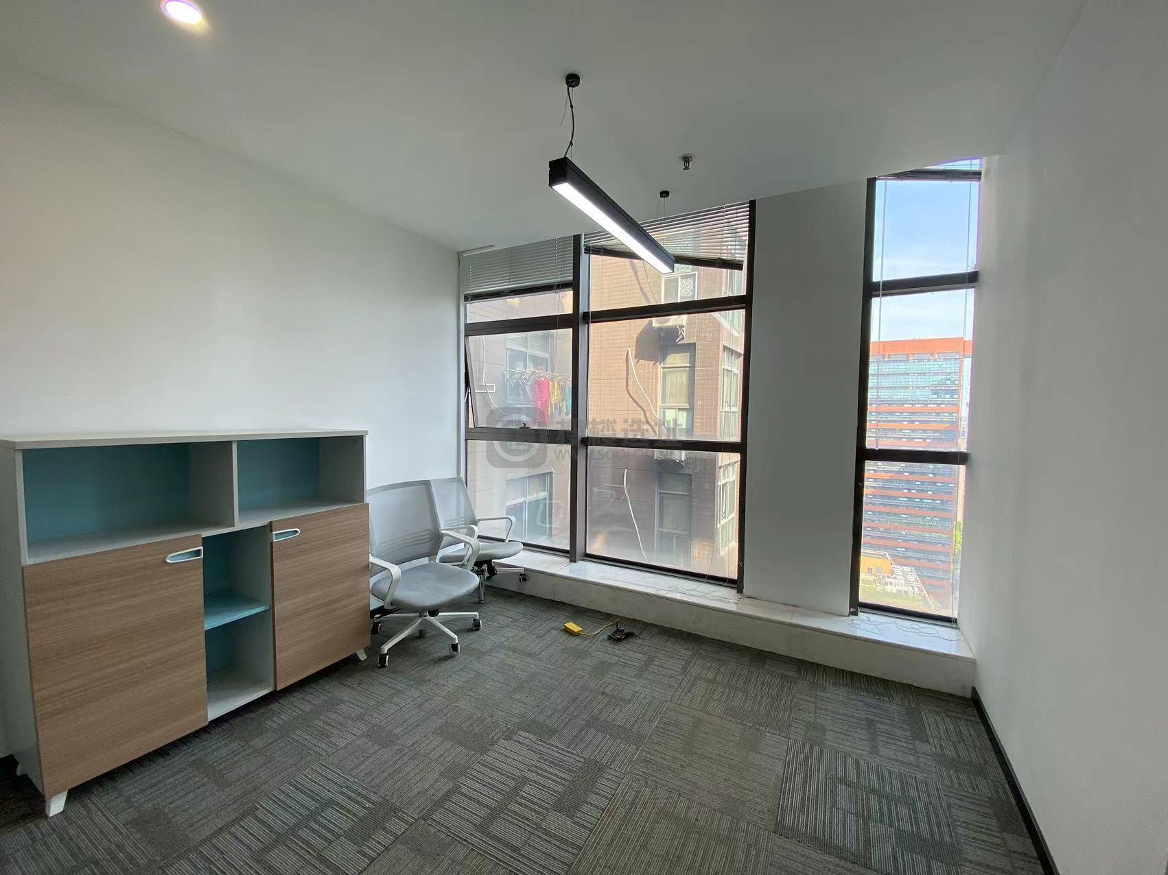 中泰国际广场面积101平