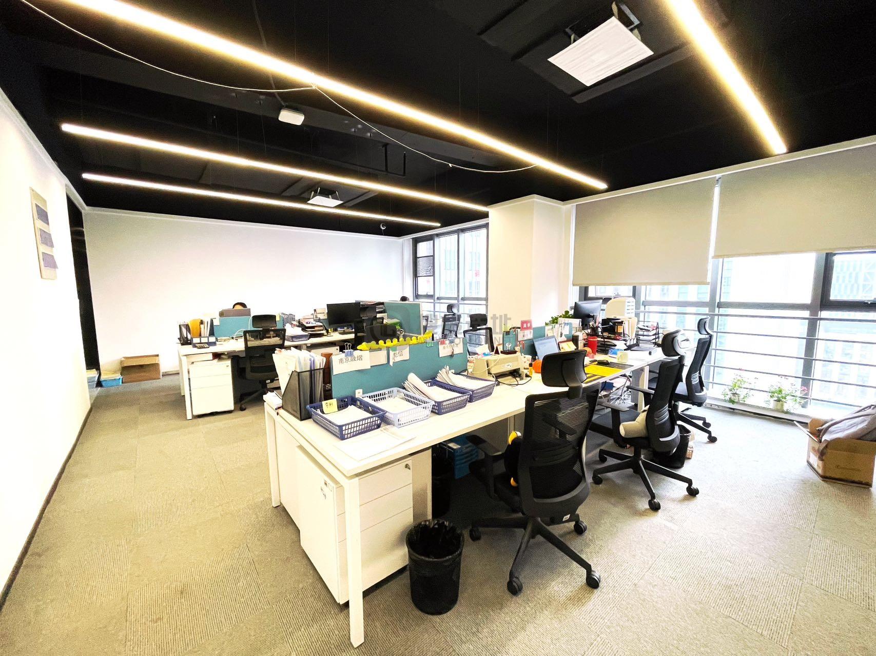 大唐科技大厦面积906平