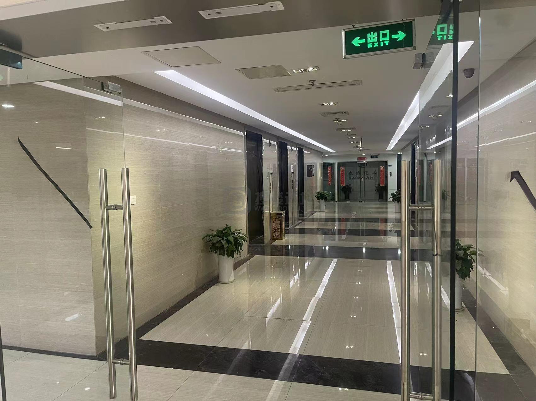 河西万达广场面积330平