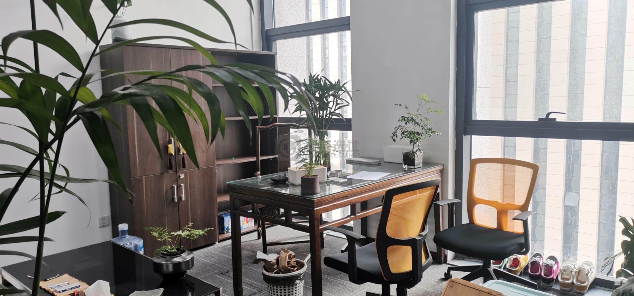 龙熙大厦面积265平