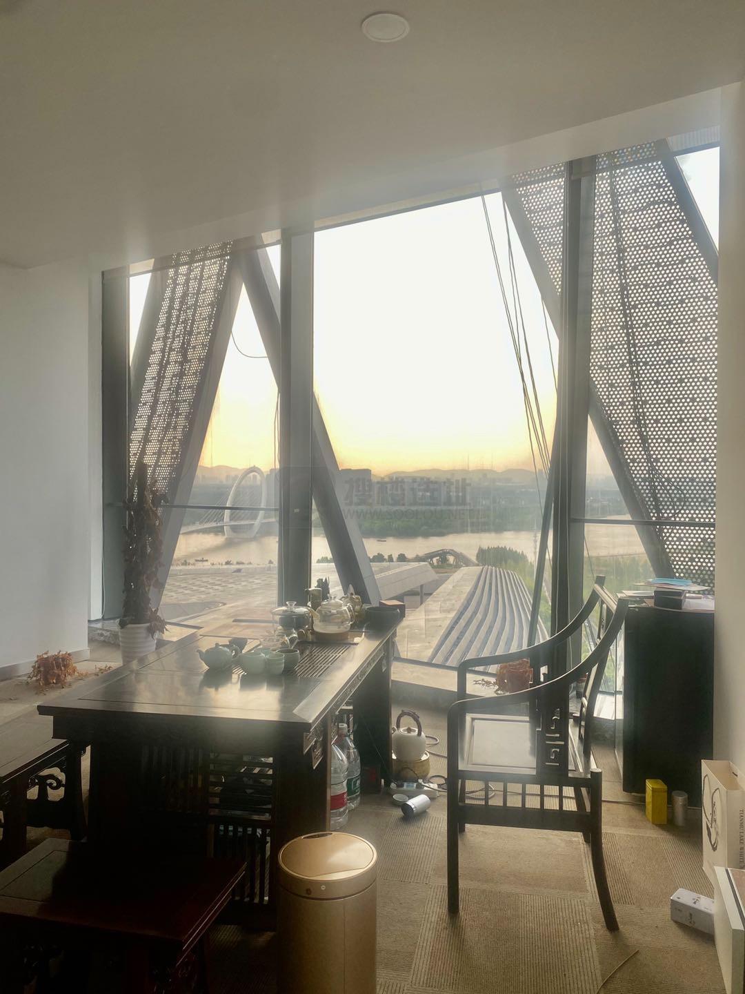 青奥双子塔面积420平