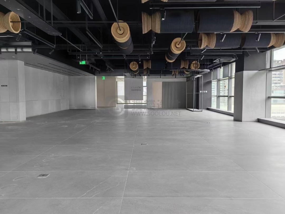 绿溢国际广场面积1074平