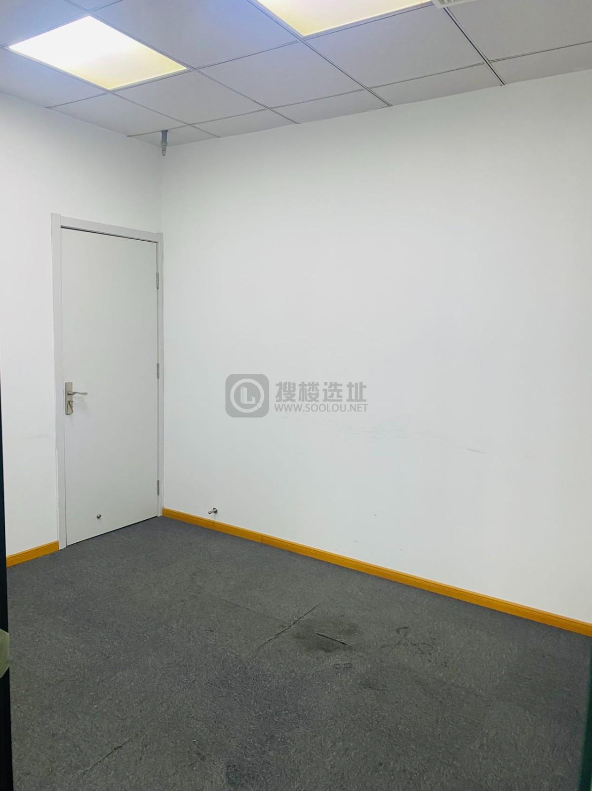 安科大厦面积135平